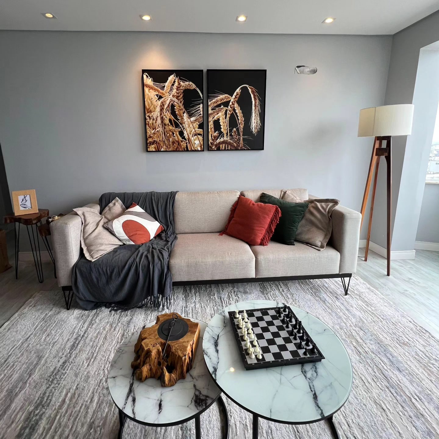 Apartamento com 3 dormitórios sendo 1 suíte 2 vagas no Centro em Itajaí/SC