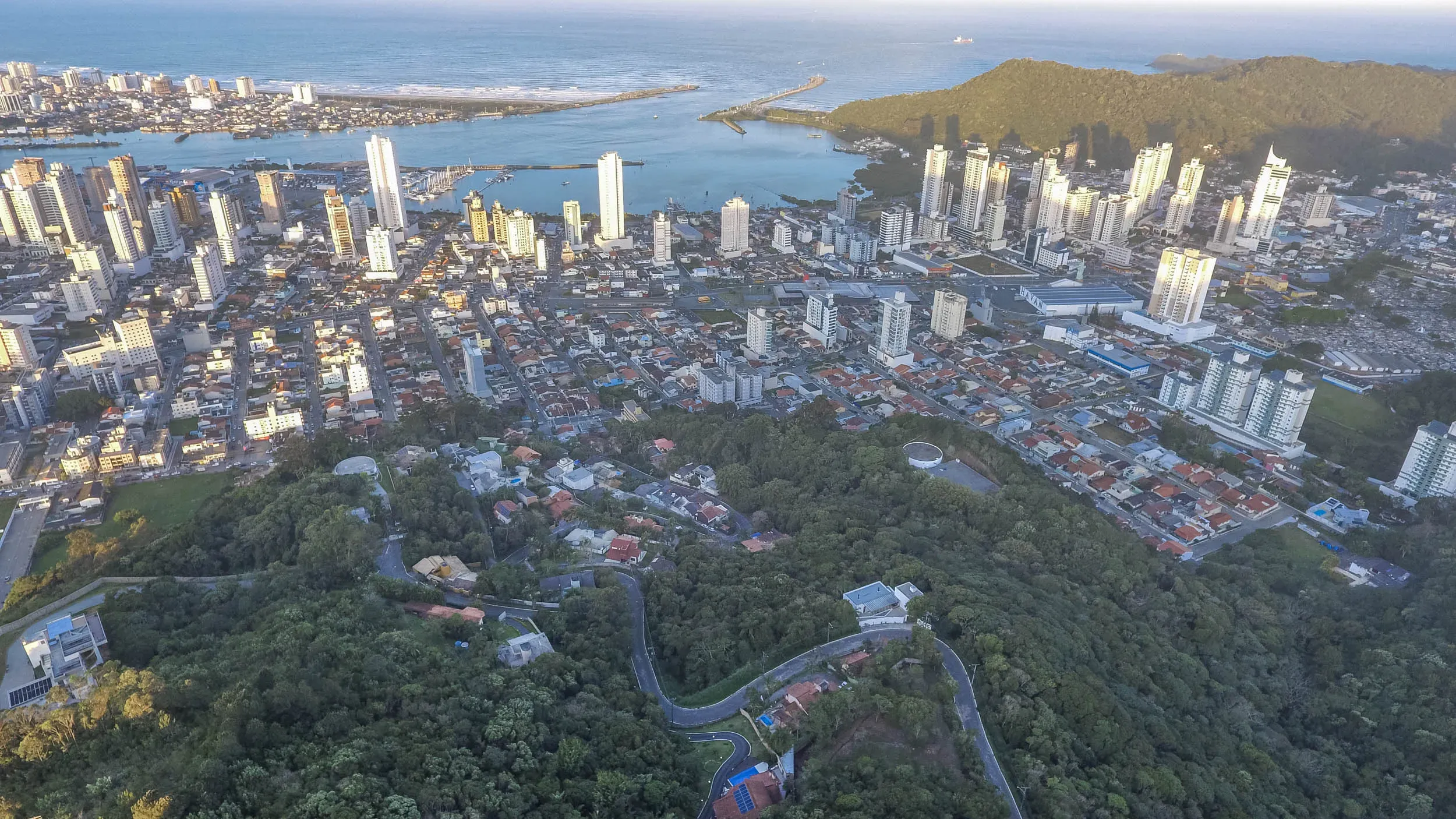 Terreno no Morro da Cruz no Bairro Fazenda em Itajaí