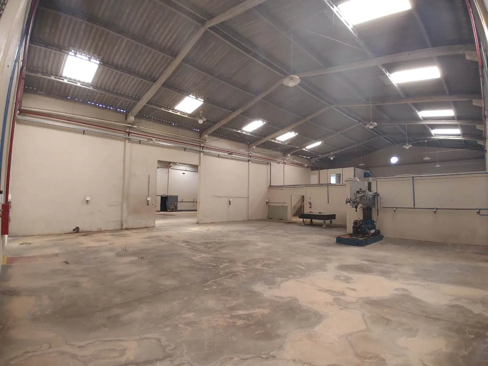 Terreno de 4.500m² com galpão, de frente para Rod. Antônio Heil -  Itajaí/SC