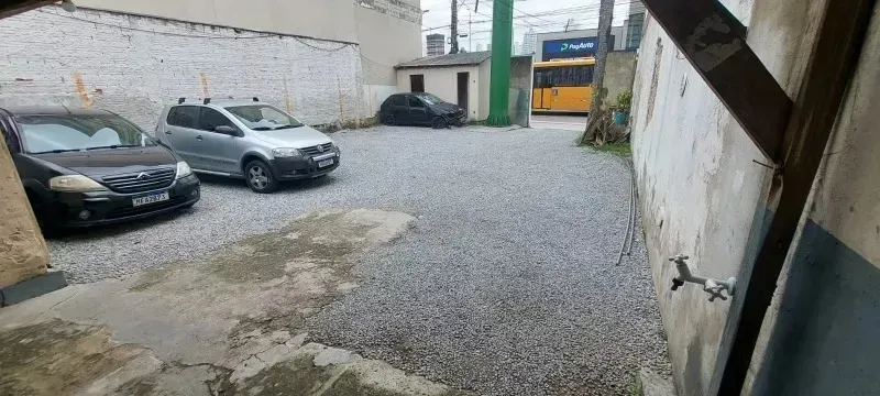 Terreno comercial com 323m², no bairro Centro em Balneário Camboriú para Comprar