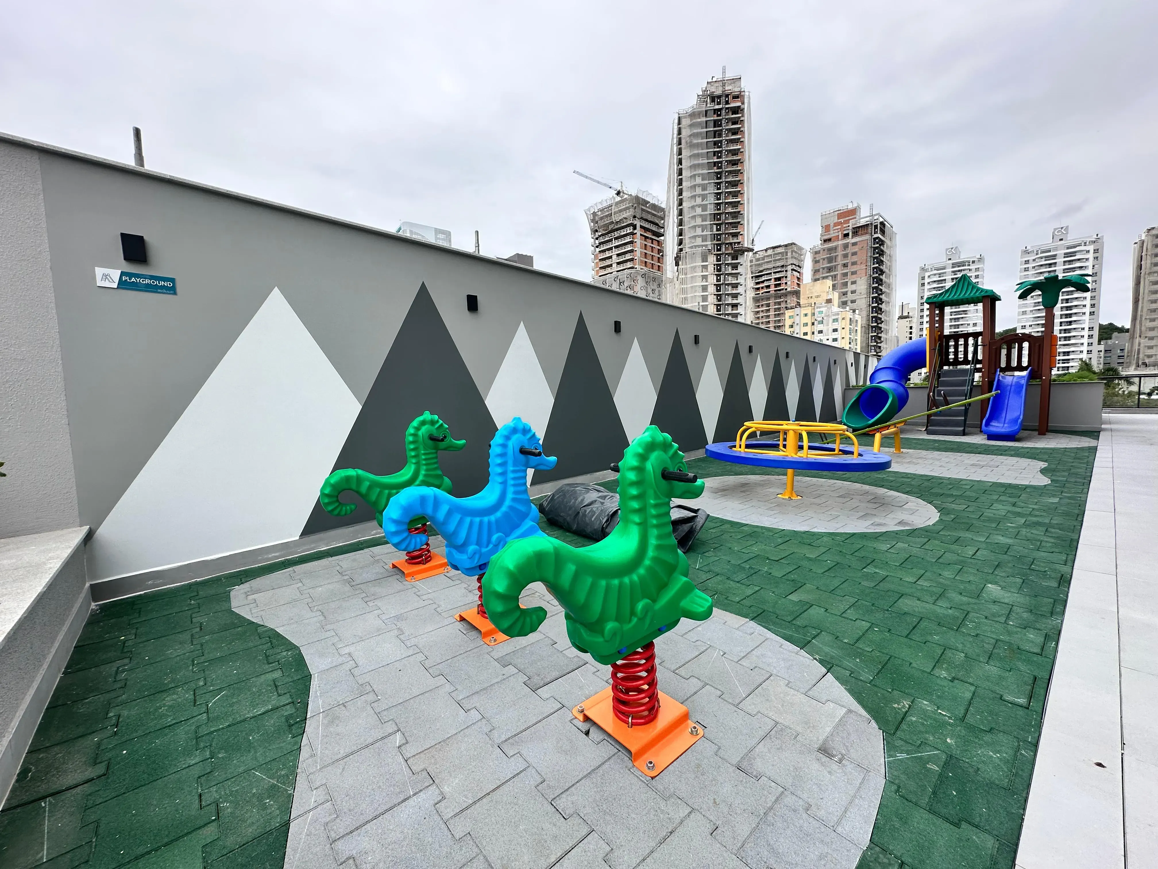 Apartamento com 107m² 3 Quartos 1 Suíte na Praia Brava - Foto 29 de 40