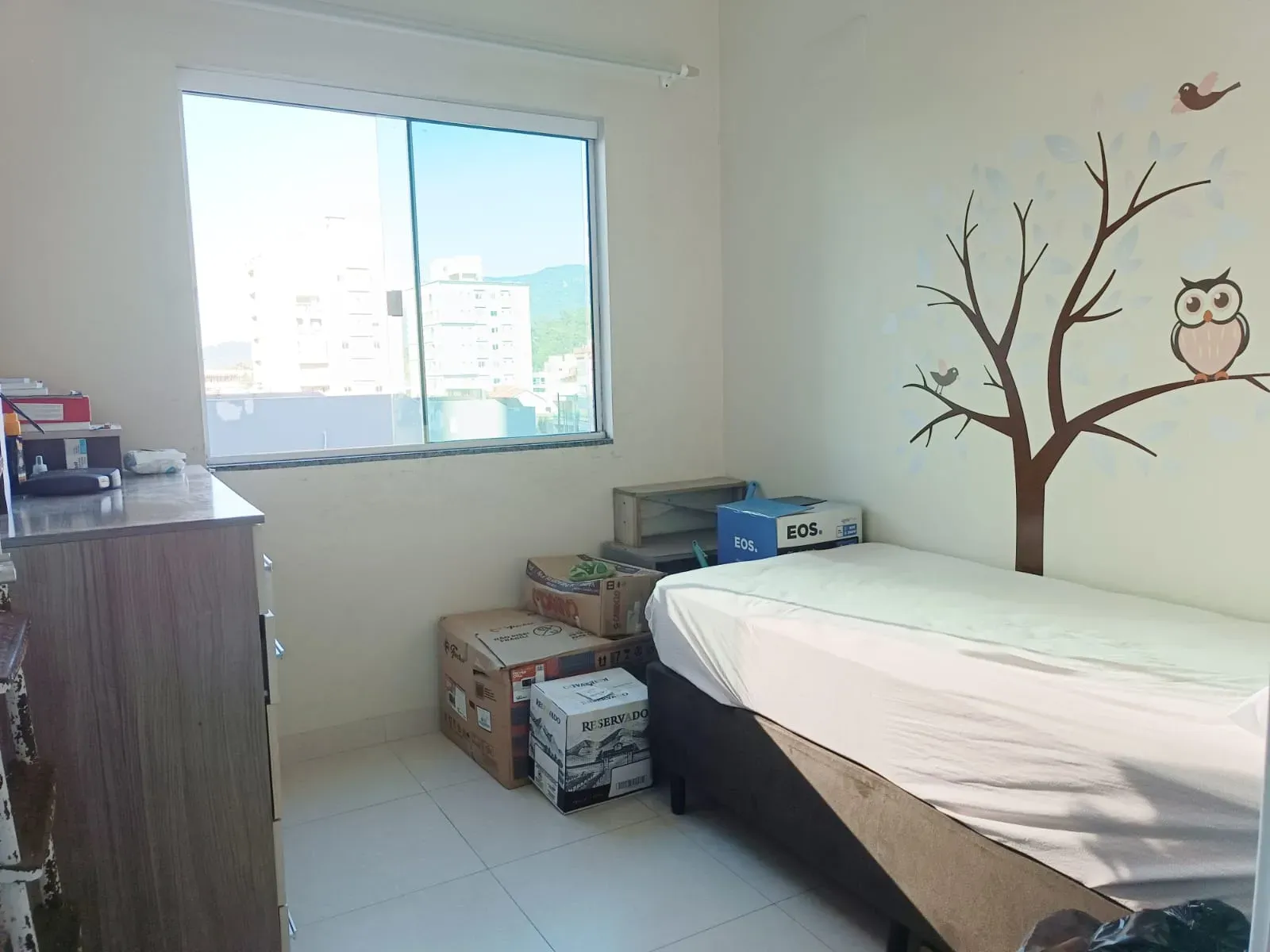 Apartamento de  3 quartos sendo 1 suíte e 2 vagas de garagem no Bairro Morretes em Itapema