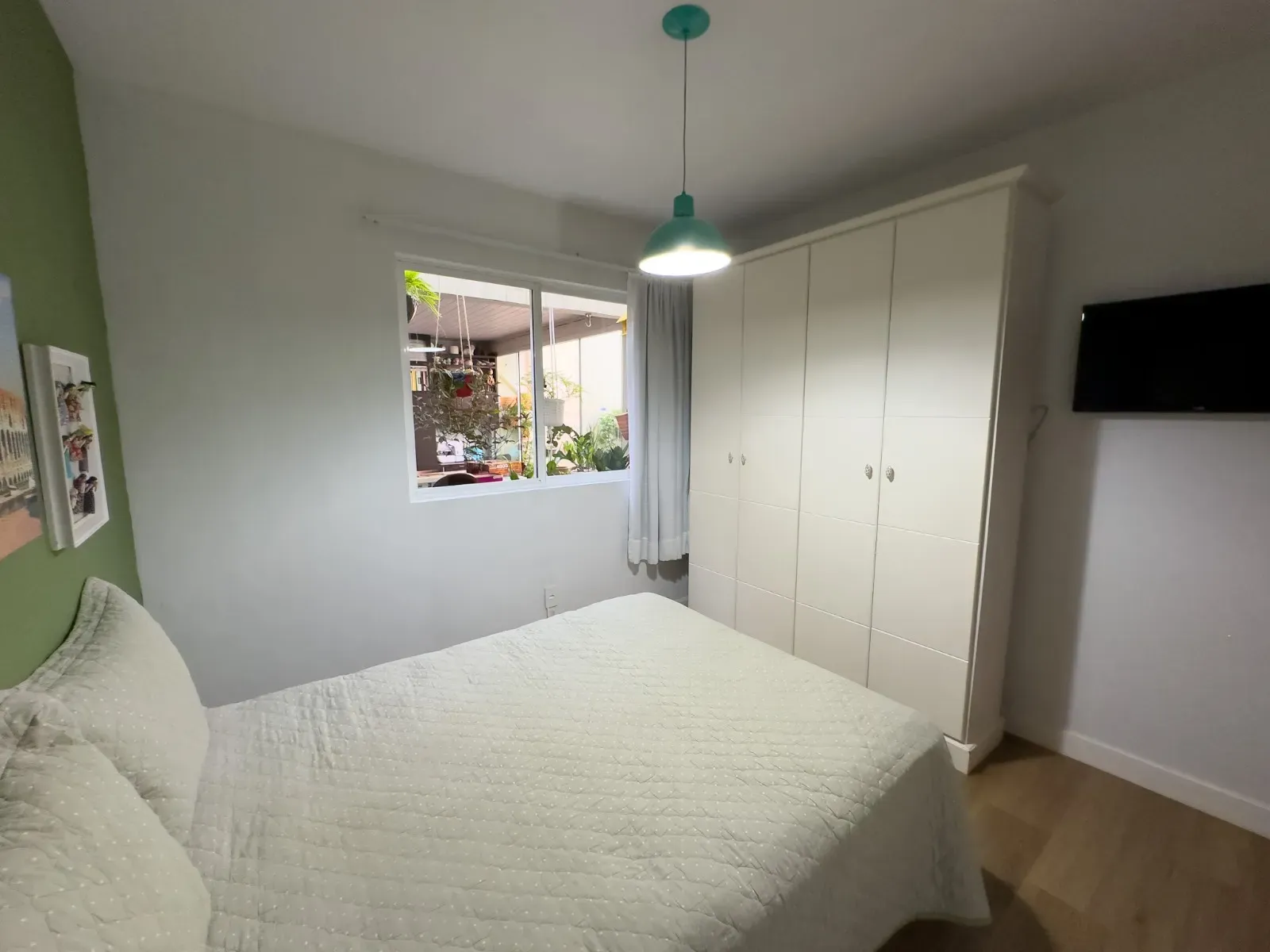 Apartamento, 3 dormitórios, 1 suíte, 1 vaga, no bairro Centro em Balneário Camboriú para Comprar