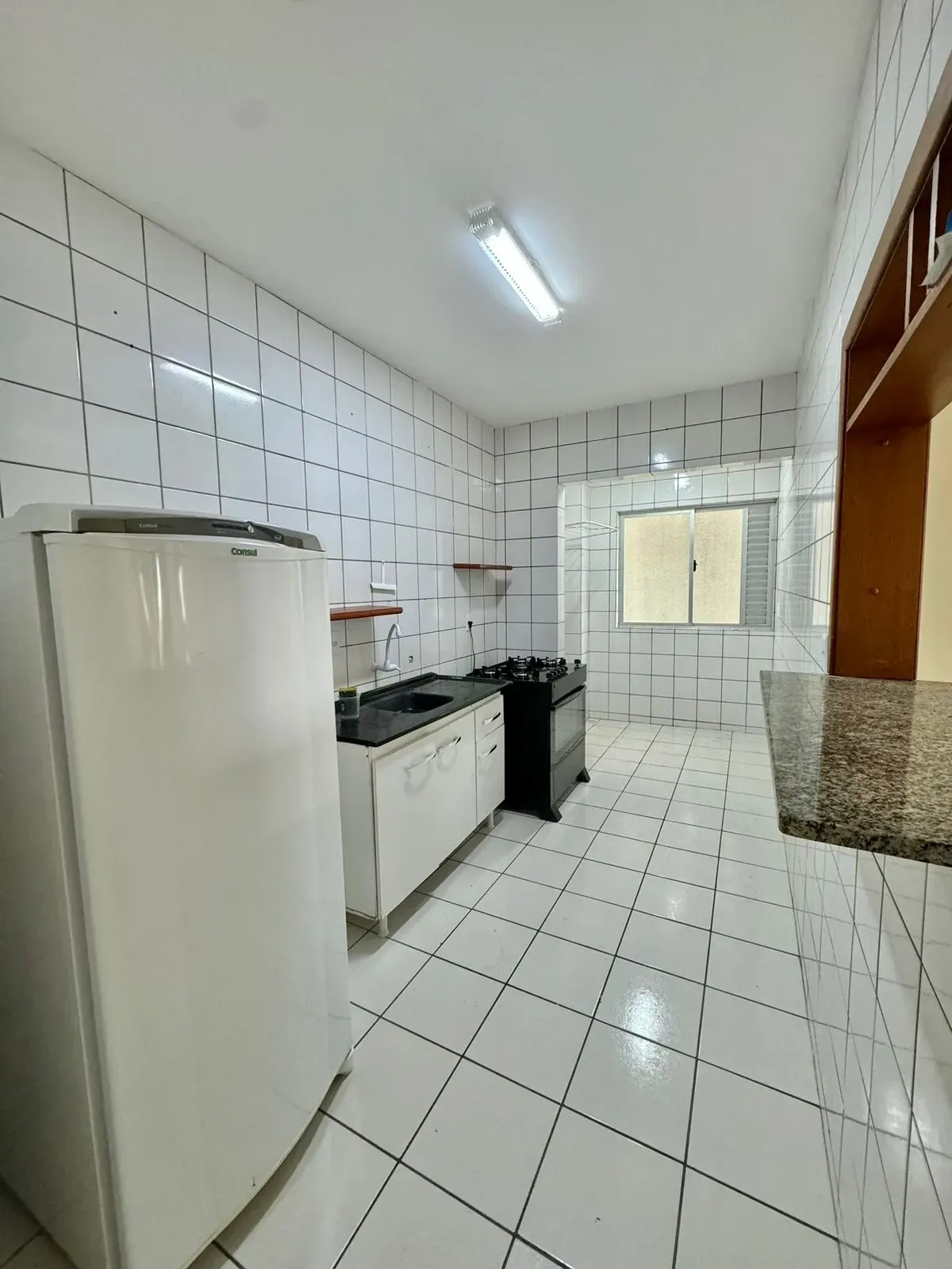 Apartamento, 2 dormitórios, 1 suíte, 1 vaga, no bairro Nações em Balneário Camboriú para Comprar