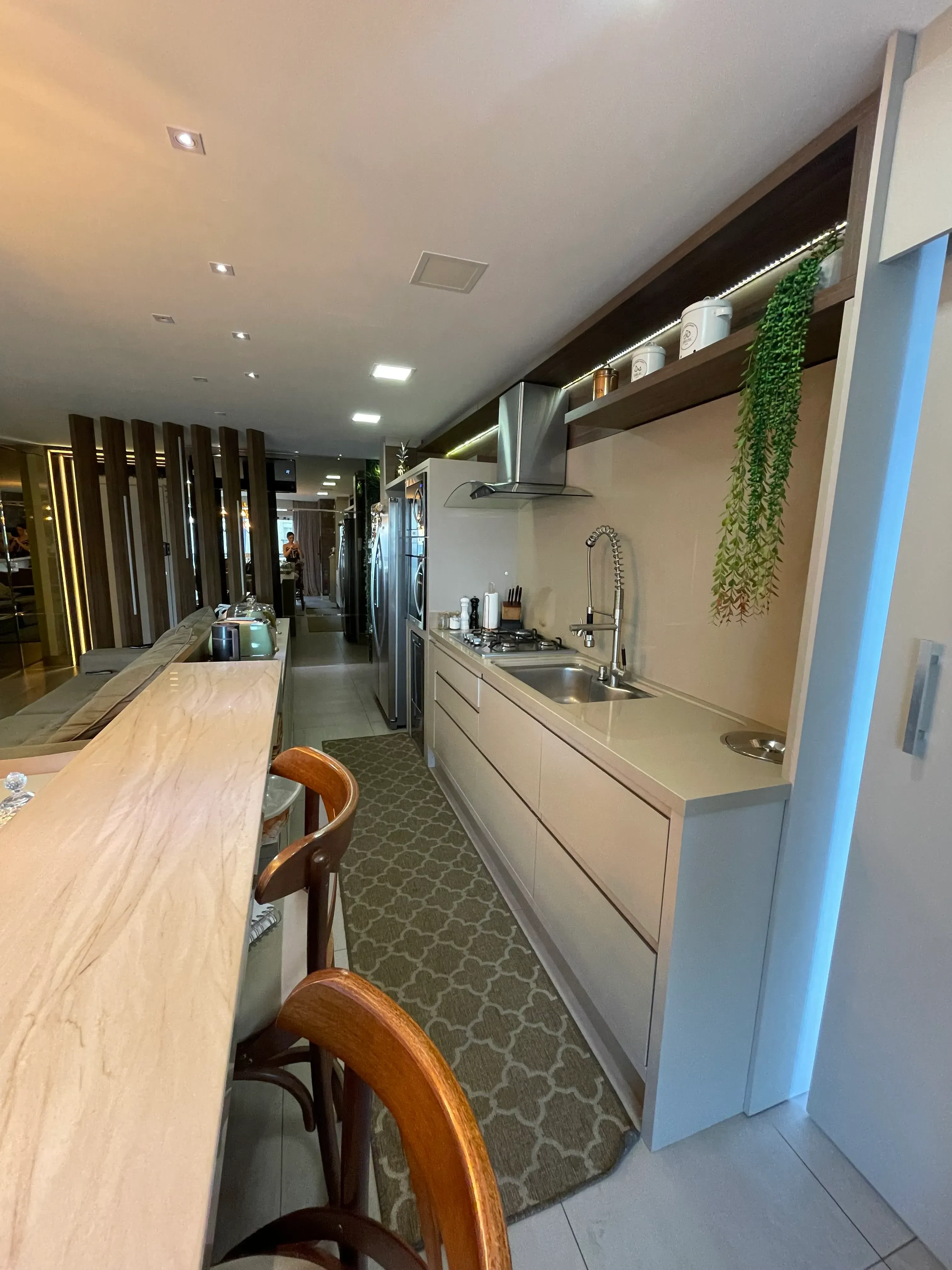 Apartamento com 3 dormitórios sendo 1 suíte e 2 vagas de garagem no Bairro Fazenda em Itajaí