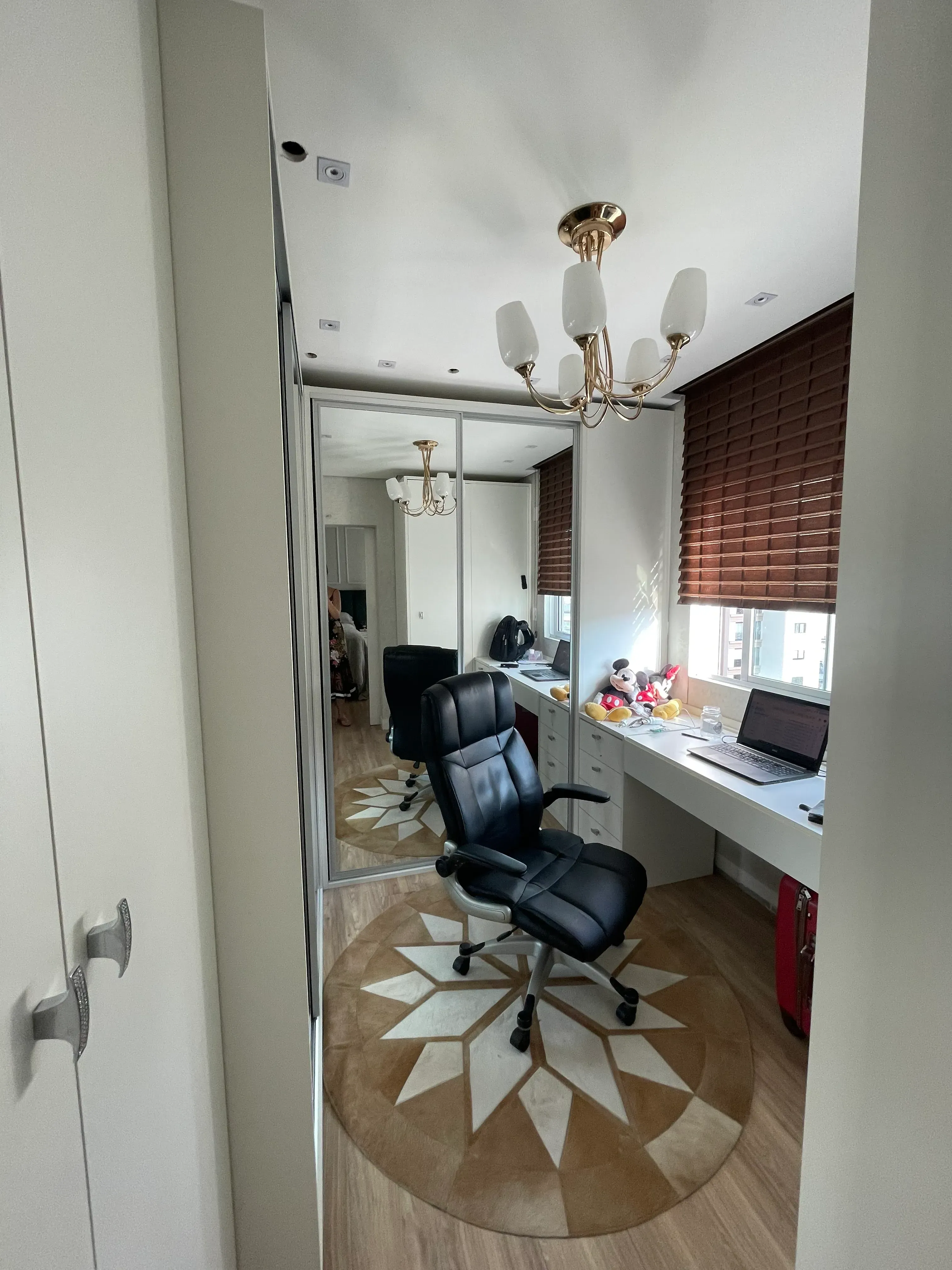 Apartamento com 3 dormitórios sendo 1 suíte e 2 vagas de garagem no Bairro Fazenda em Itajaí