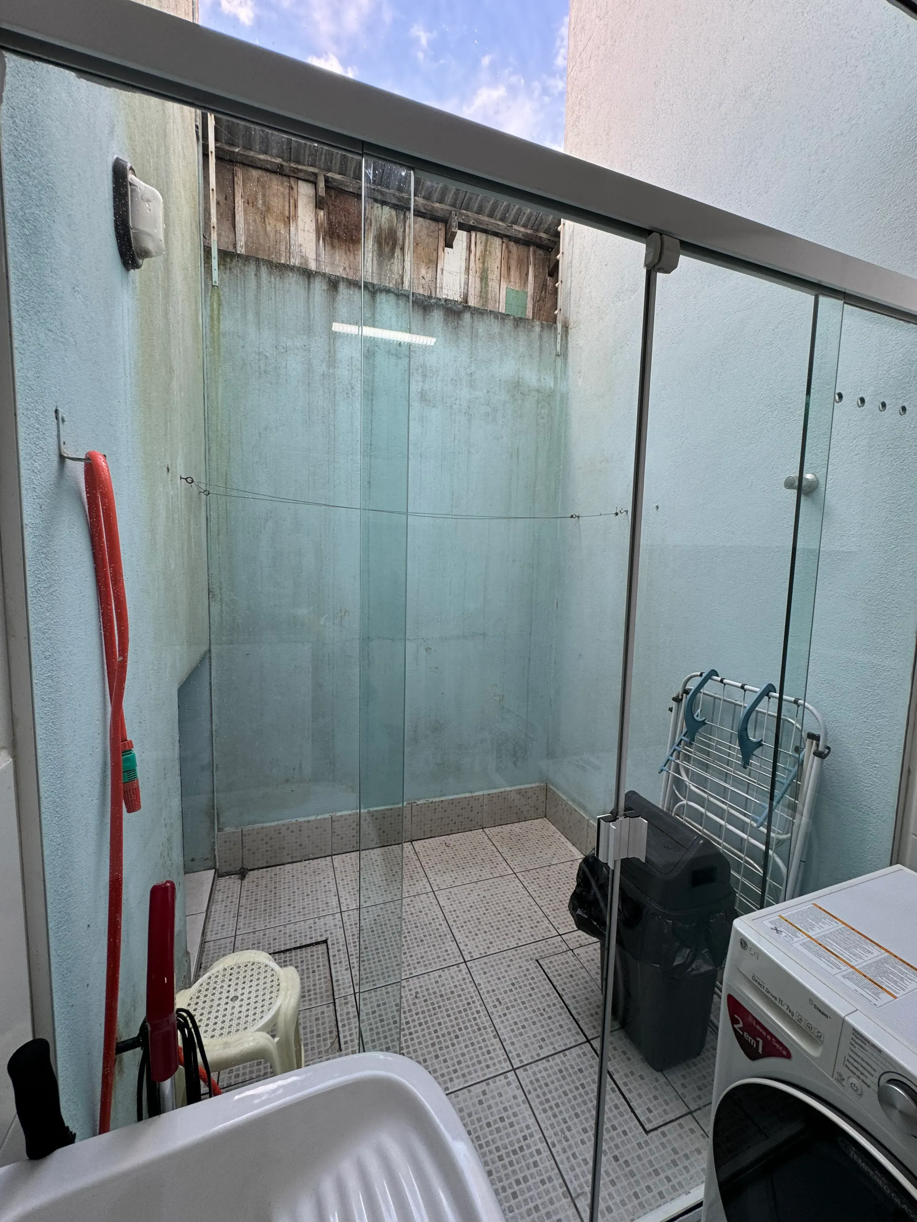 Casa com 2 dormitórios sendo 1 suite e 1 vaga de garagem no bairro São Vicente em Itajaí