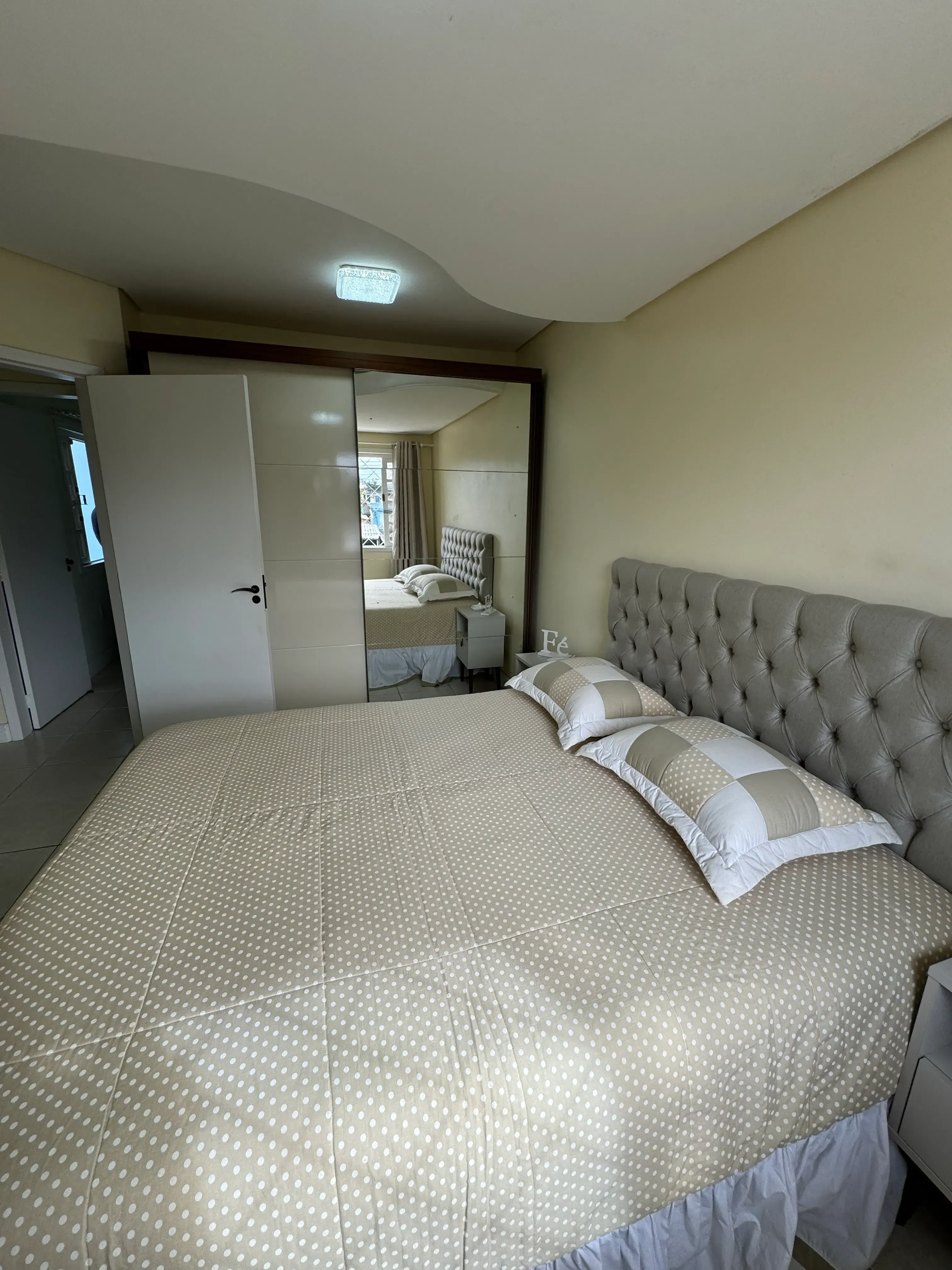 Casa com 2 dormitórios sendo 1 suite e 1 vaga de garagem no bairro São Vicente em Itajaí