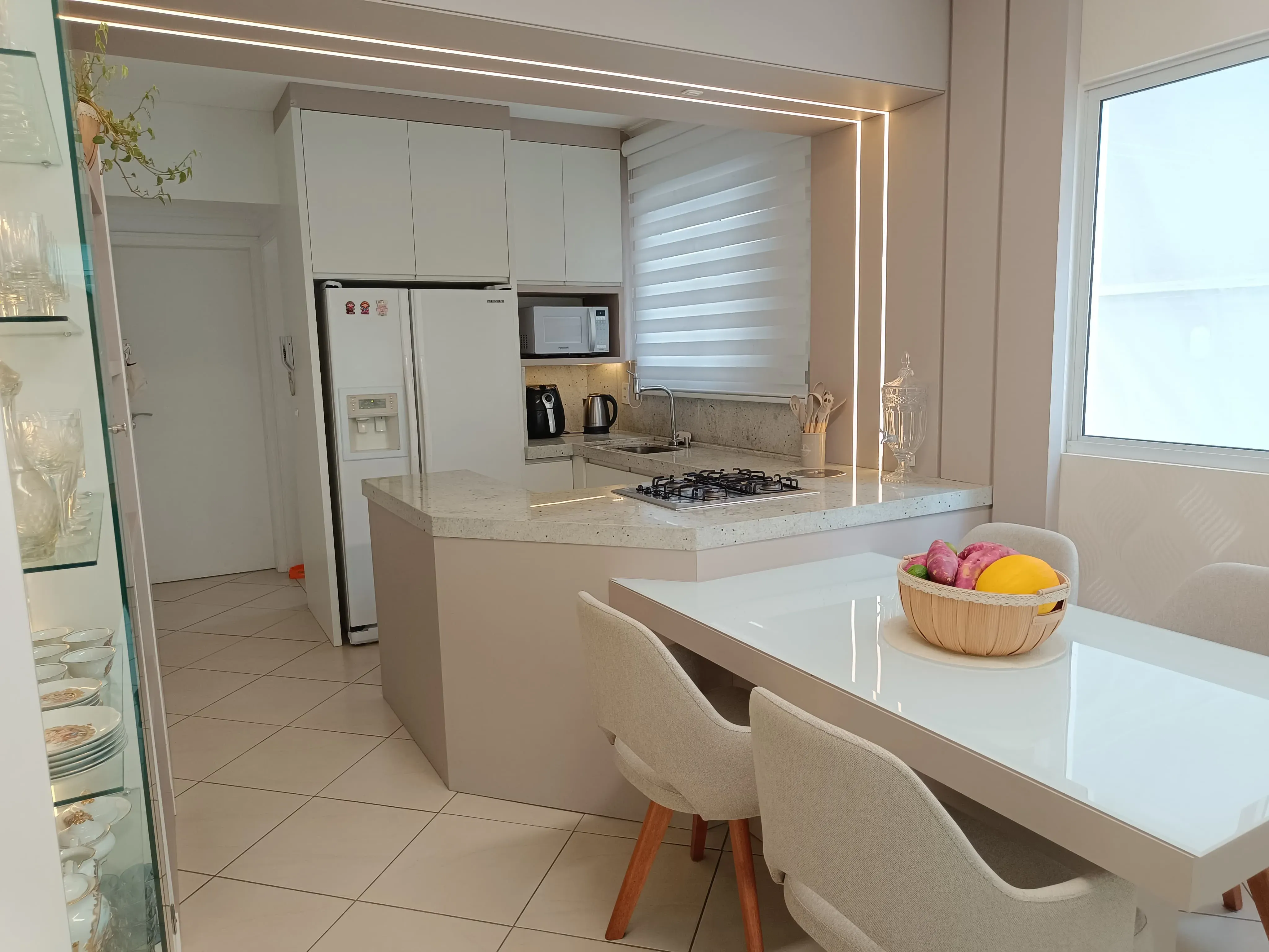O Preço Baixou Apartamento com 250m² 3 Quartos 2 Suítes no Centro em Balneário Camboriú - Foto 5 de 15
