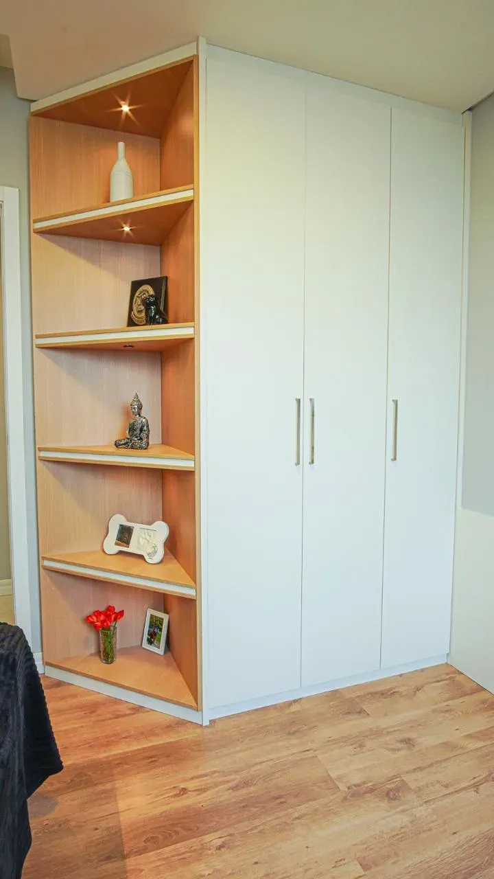 Apartamento com 3 dormitórios sendo 1 suíte e 2 vagas de garagem no Bairro São João em Itajaí