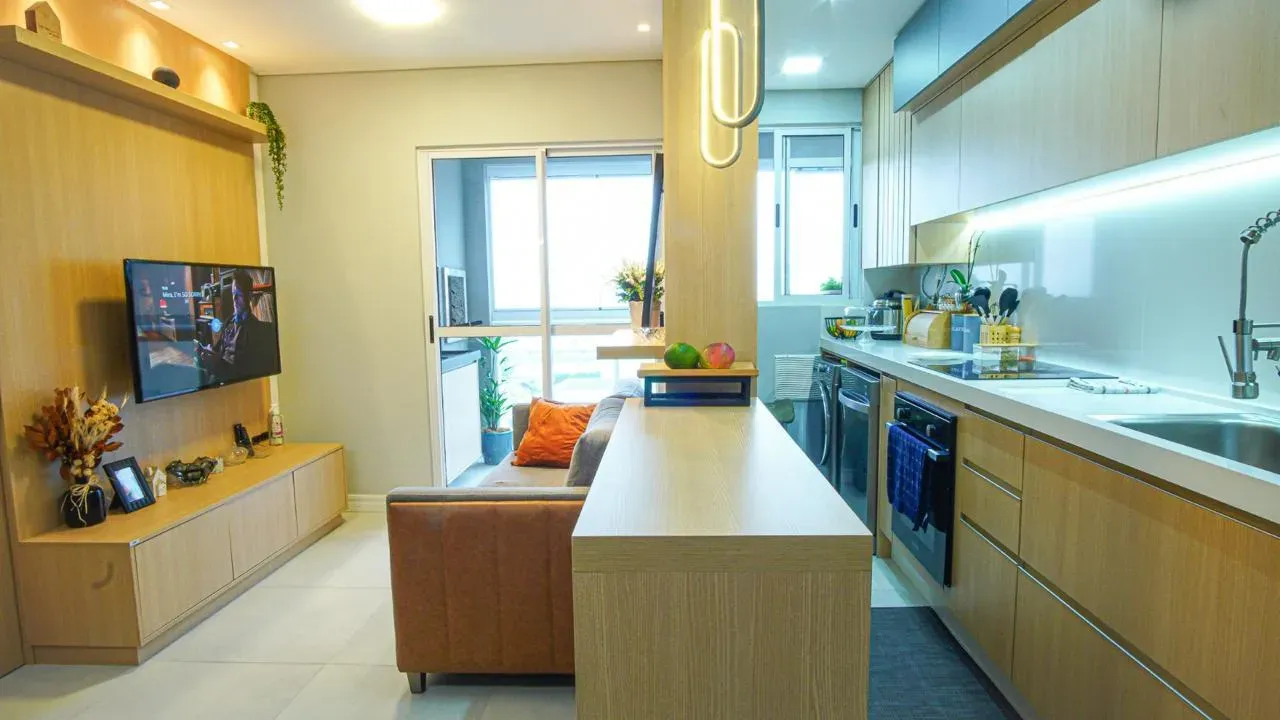 Apartamento com 3 dormitórios sendo 1 suíte e 2 vagas de garagem no Bairro São João em Itajaí