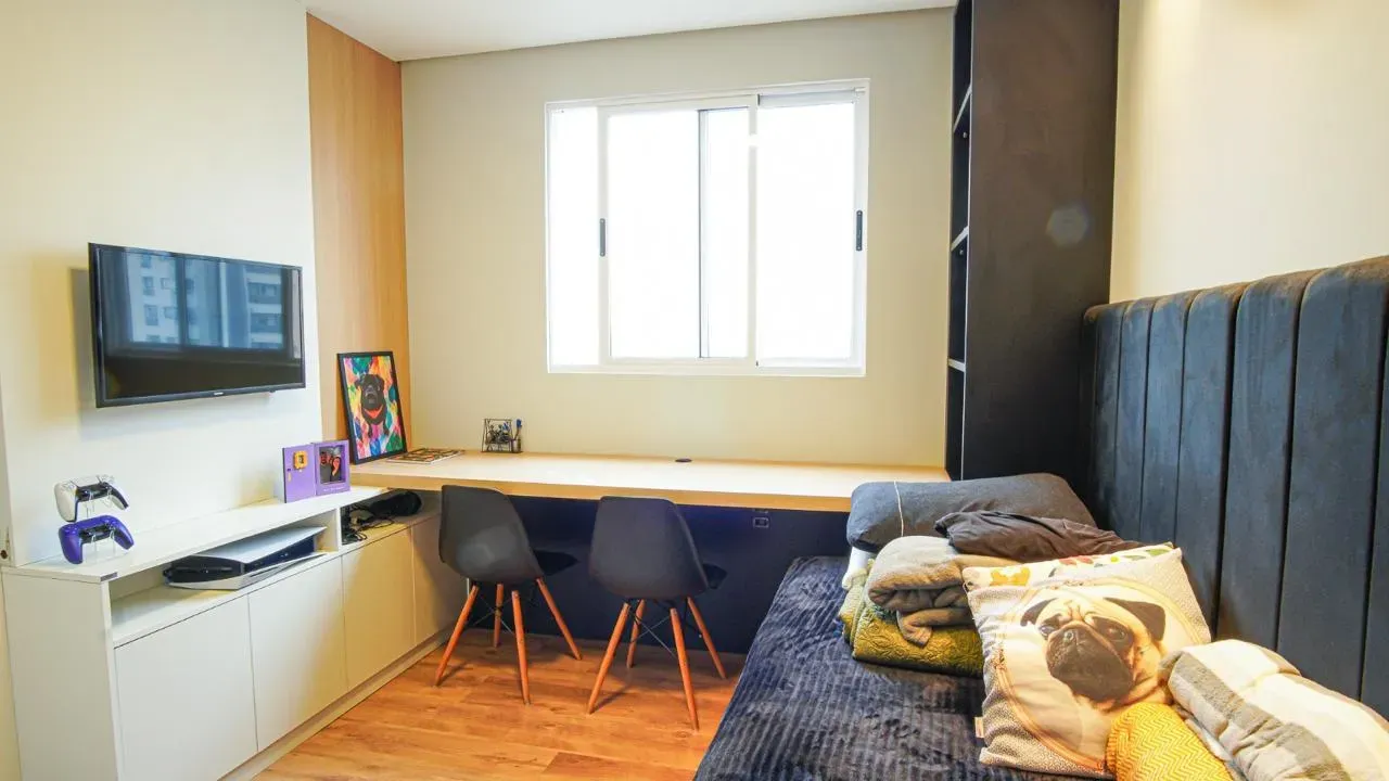 Apartamento com 3 dormitórios sendo 1 suíte e 2 vagas de garagem no Bairro São João em Itajaí