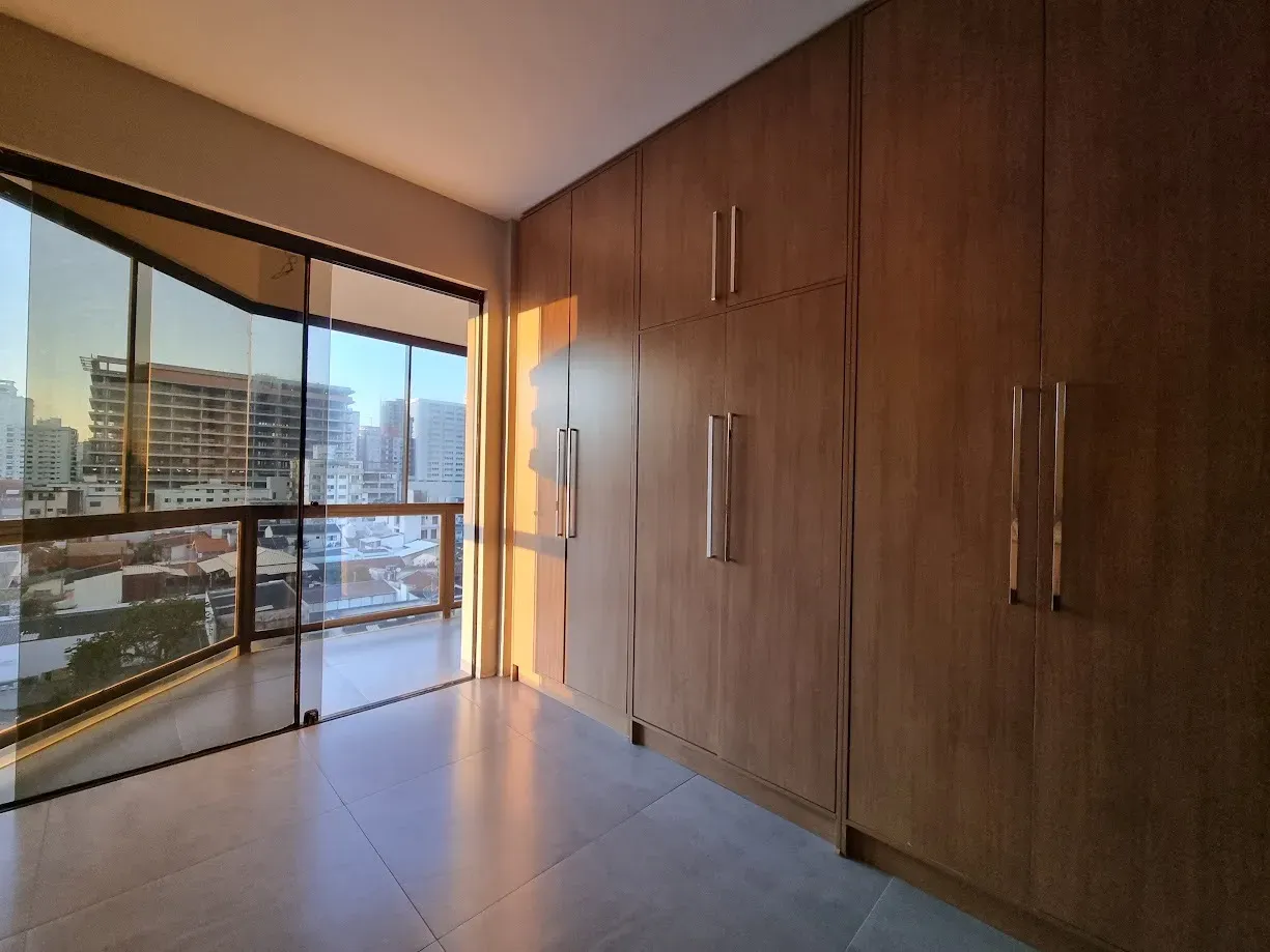 Apartamento com 4 dormitórios sendo 1 suíte e 1 vaga no Centro de Itajaí