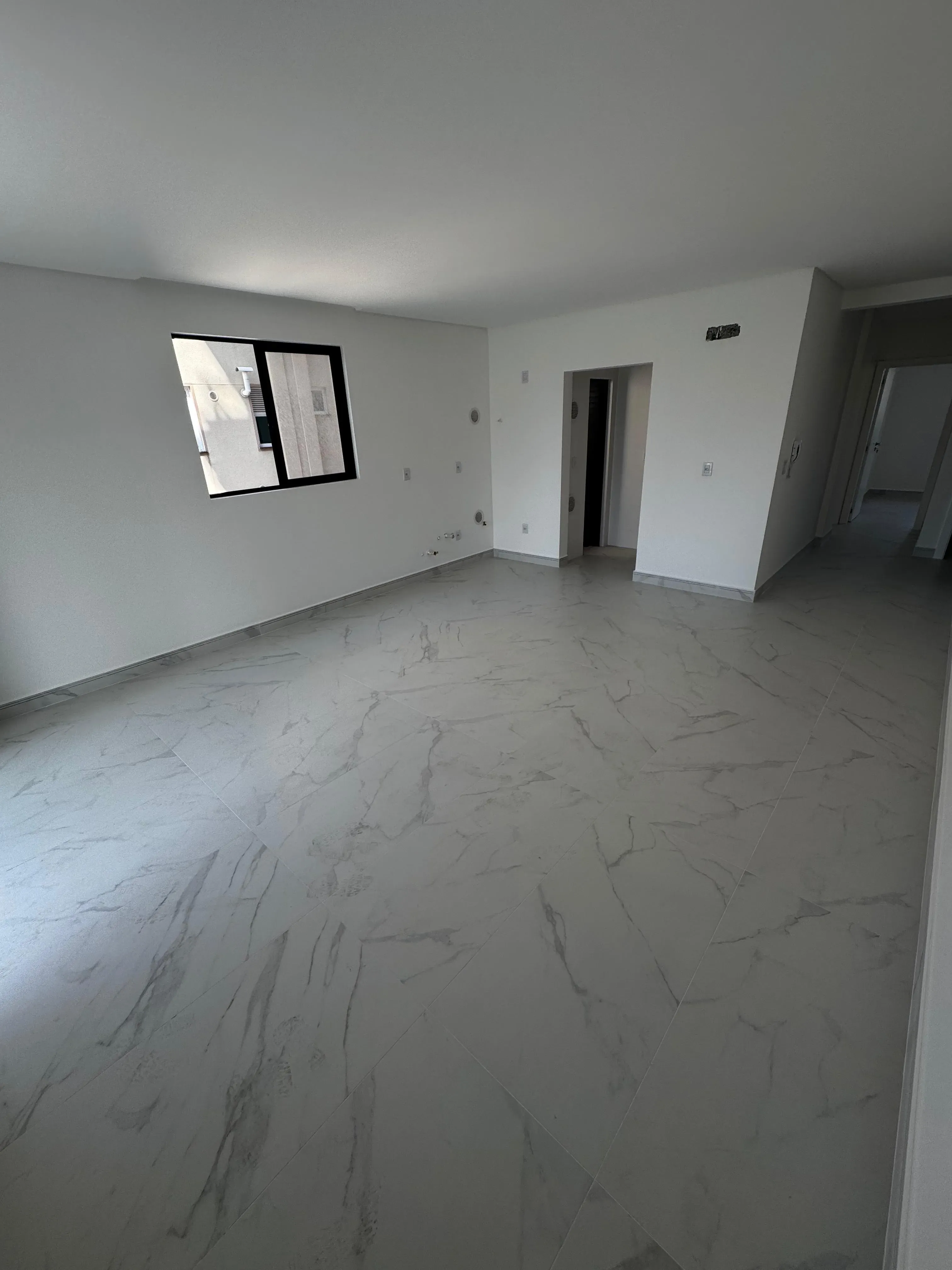 Apartamento com 2 suítes e 2 vagas de garagem, no Perequê em Porto Belo