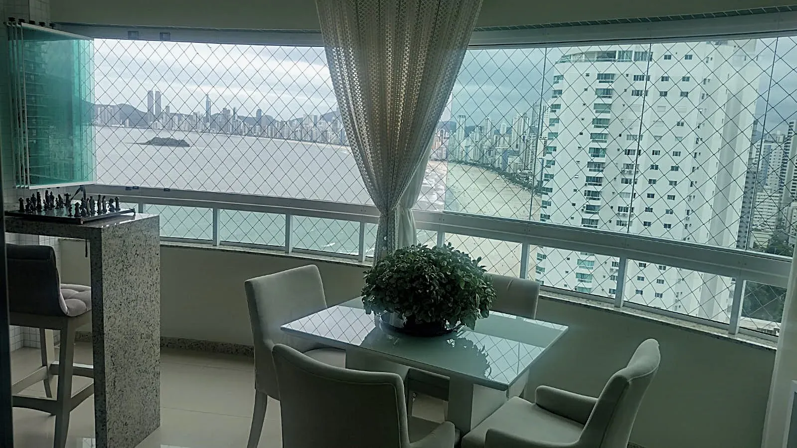 Apartamento com 142m² 3 Quartos 3 Suítes na Barra Norte em Balneário Camboriú - Foto 3 de 46