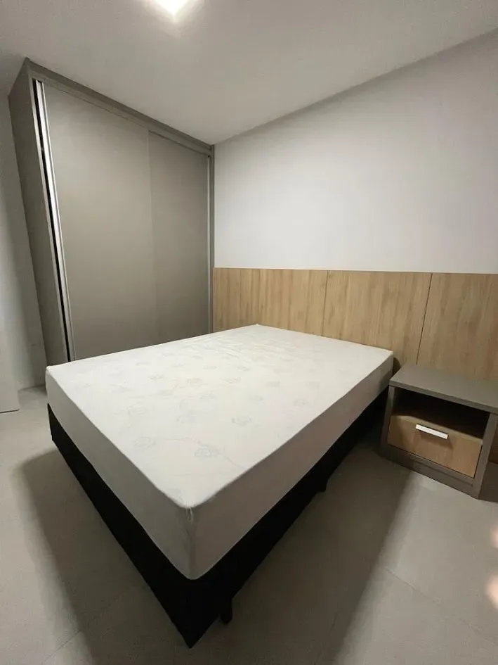 Cobertura Alto padrão com 2 dormitórios sendo 1 suíte e 2 vagas de garagem em Camboriú