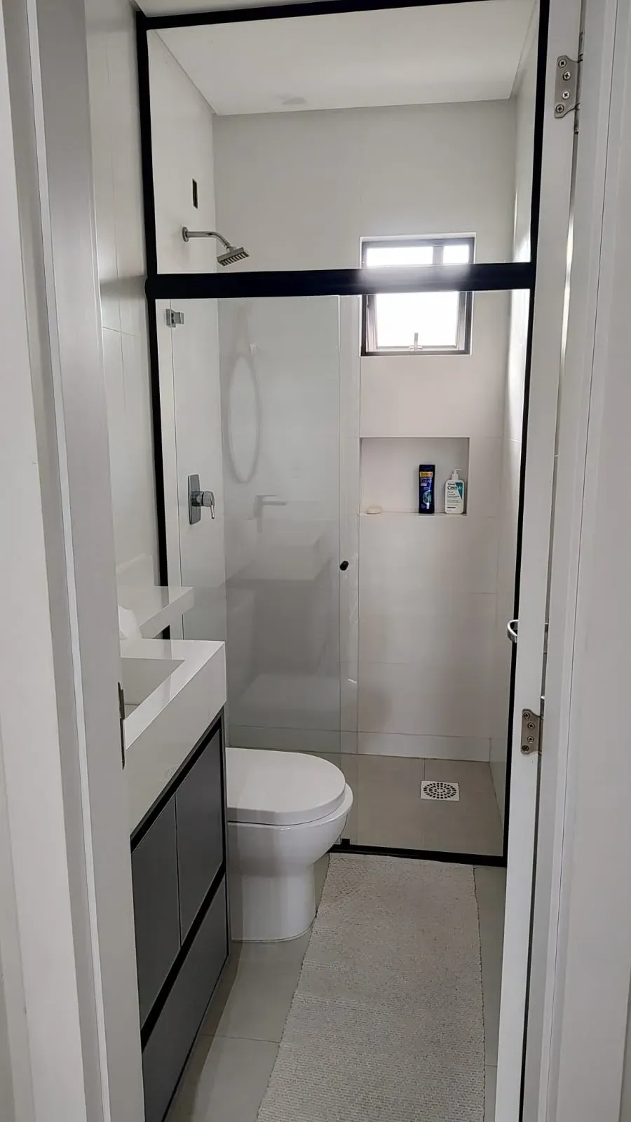 Apartamento com 2 dormitórios sendo 1 suíte e 2 vagas de garagem no bairro São Judas em Itajaí - SC