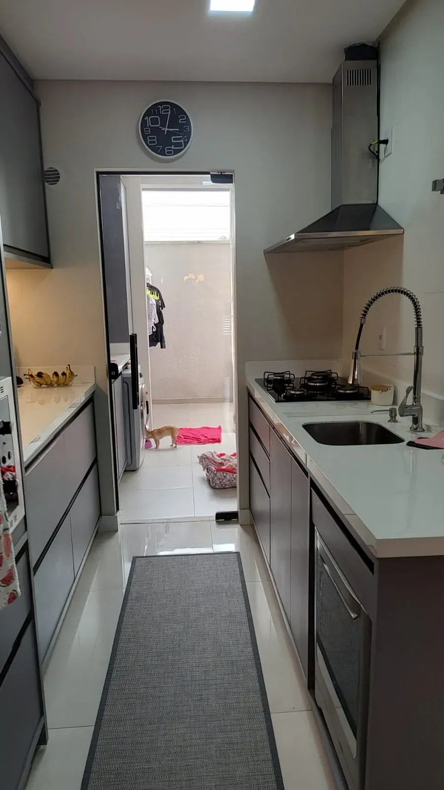 Apartamento com 2 dormitórios sendo 1 suíte e 2 vagas de garagem no bairro São Judas em Itajaí - SC