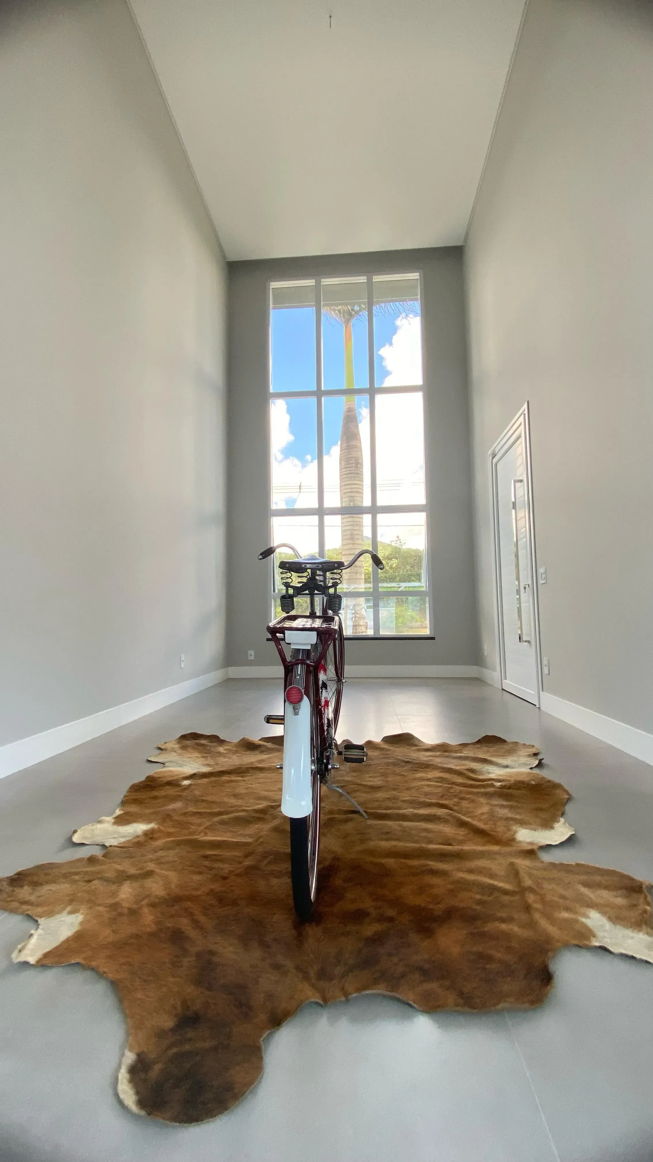 Casa nova em condomínio fechado com 4 suítes e 4 vagas de garagem em Camboriú SC