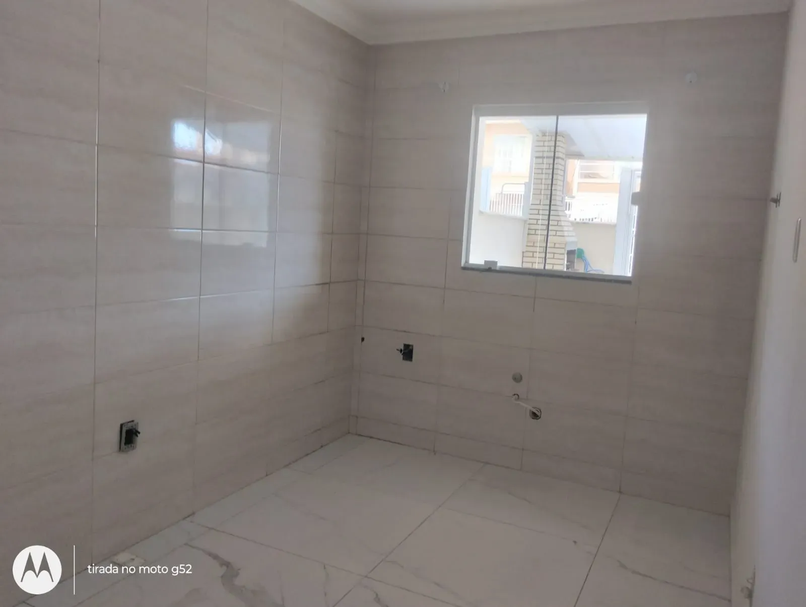 Geminado próximo ao mar com 3 dormitórios e 2 vagas de garagem em Balneário Piçarras