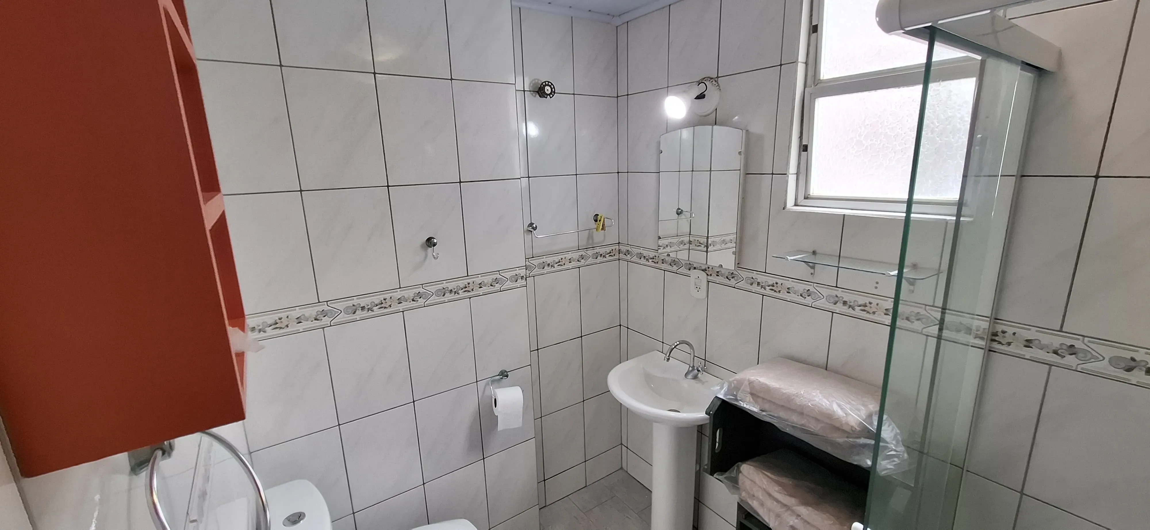 Apartamento vista mar mobiliado com 2 dormitórios e 1 vaga de garagem em Balneário Camboriú