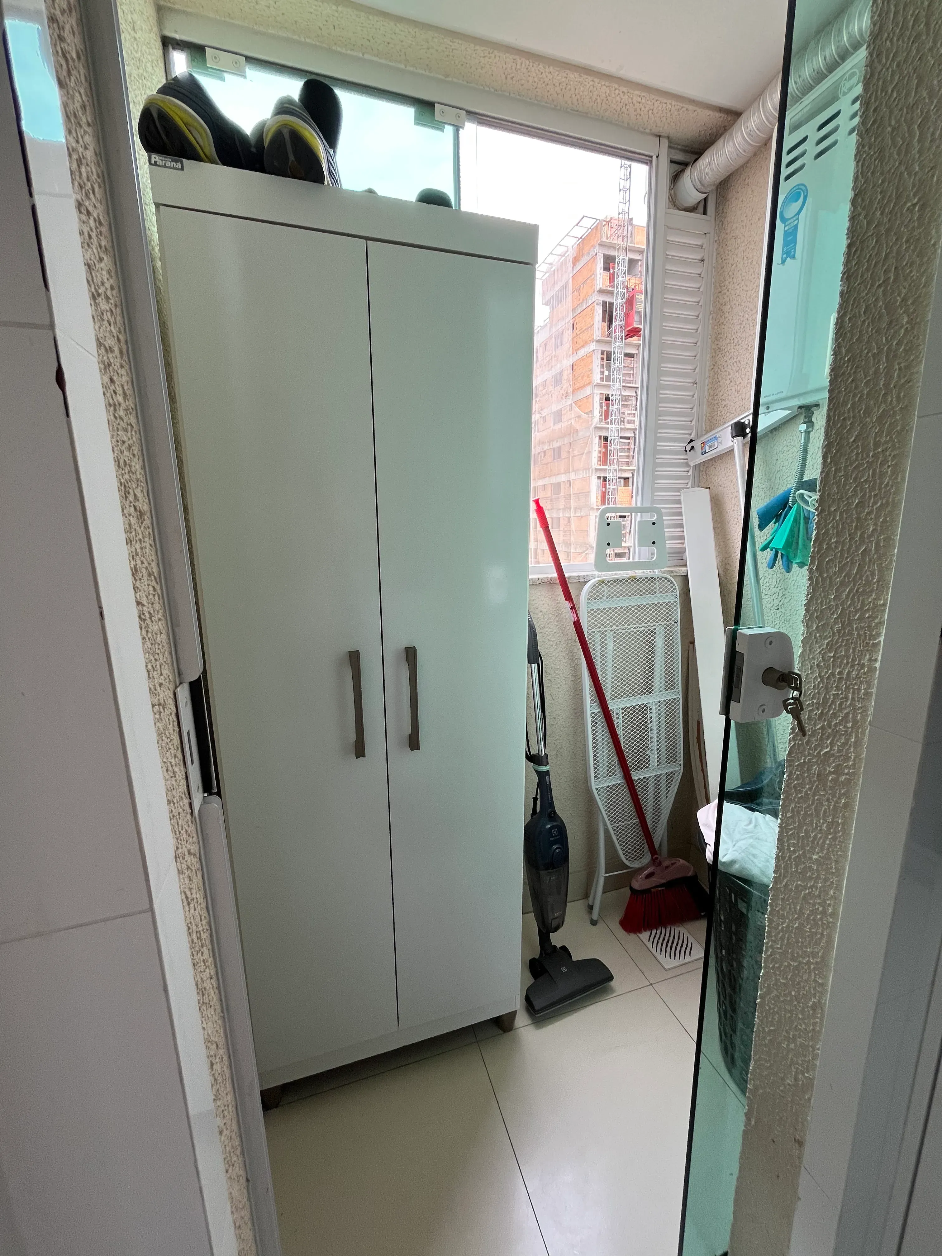 Apartamento com  3 Suítes e 2 vagas na garagem em Itapema