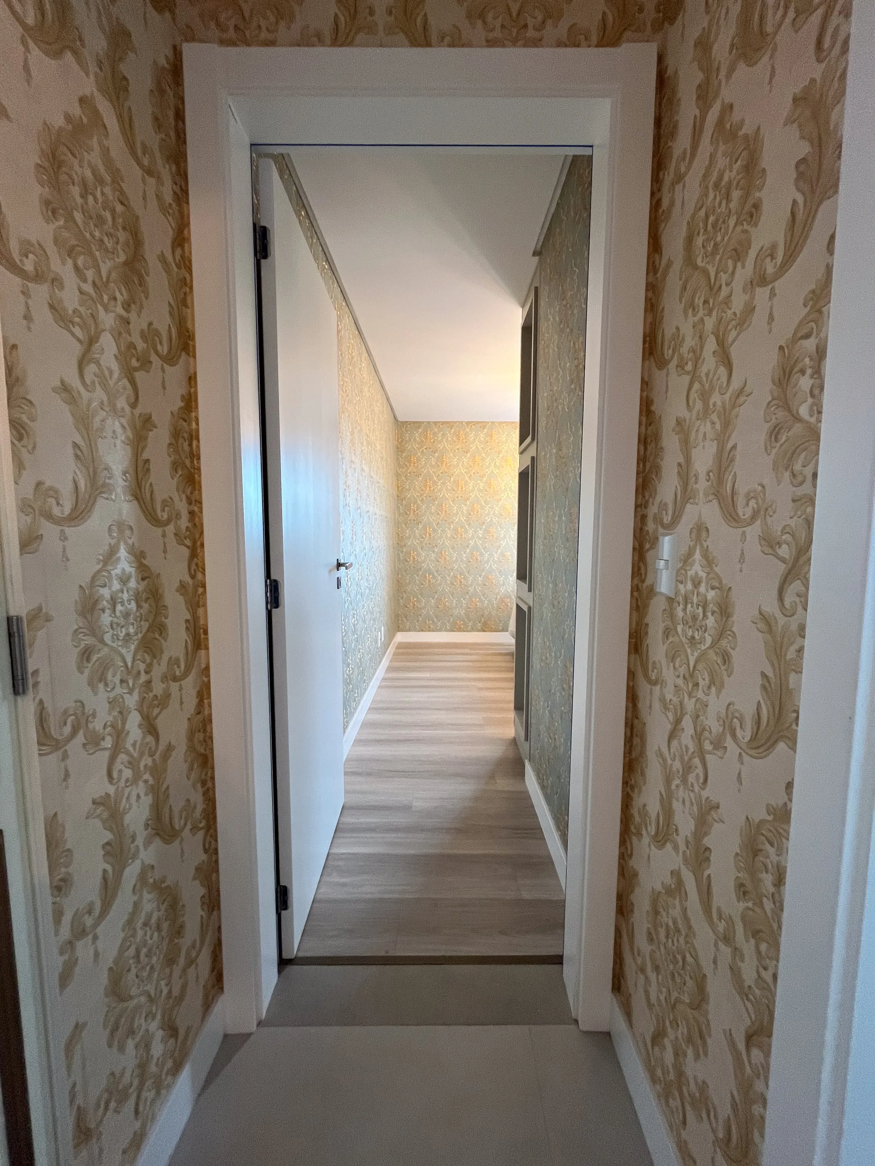 Cobertura com 1 Suíte + 2 Demi e 2 vagas na garagem em Itapema.