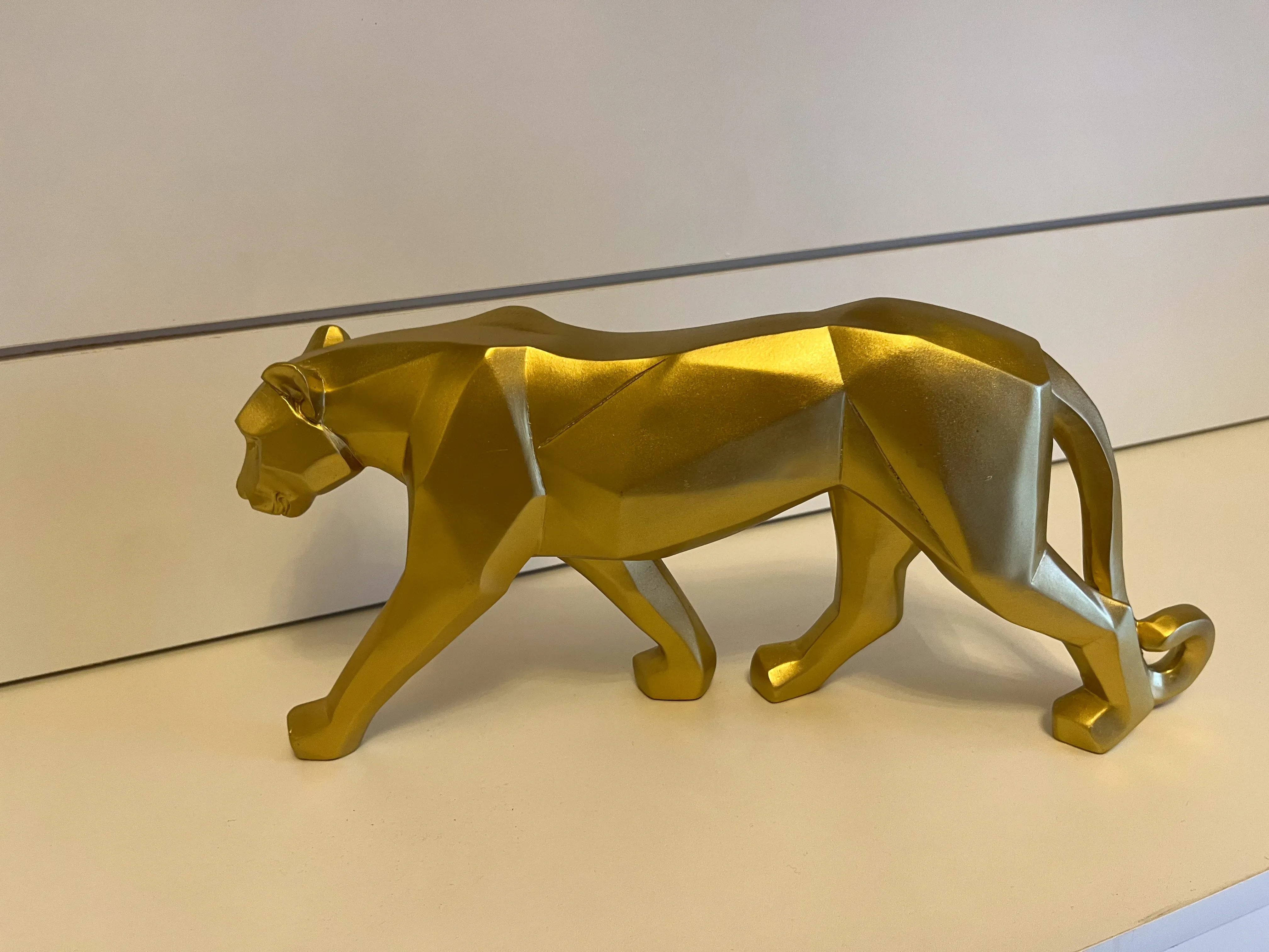 Cobertura com 1 Suíte + 2 Demi e 2 vagas na garagem em Itapema.