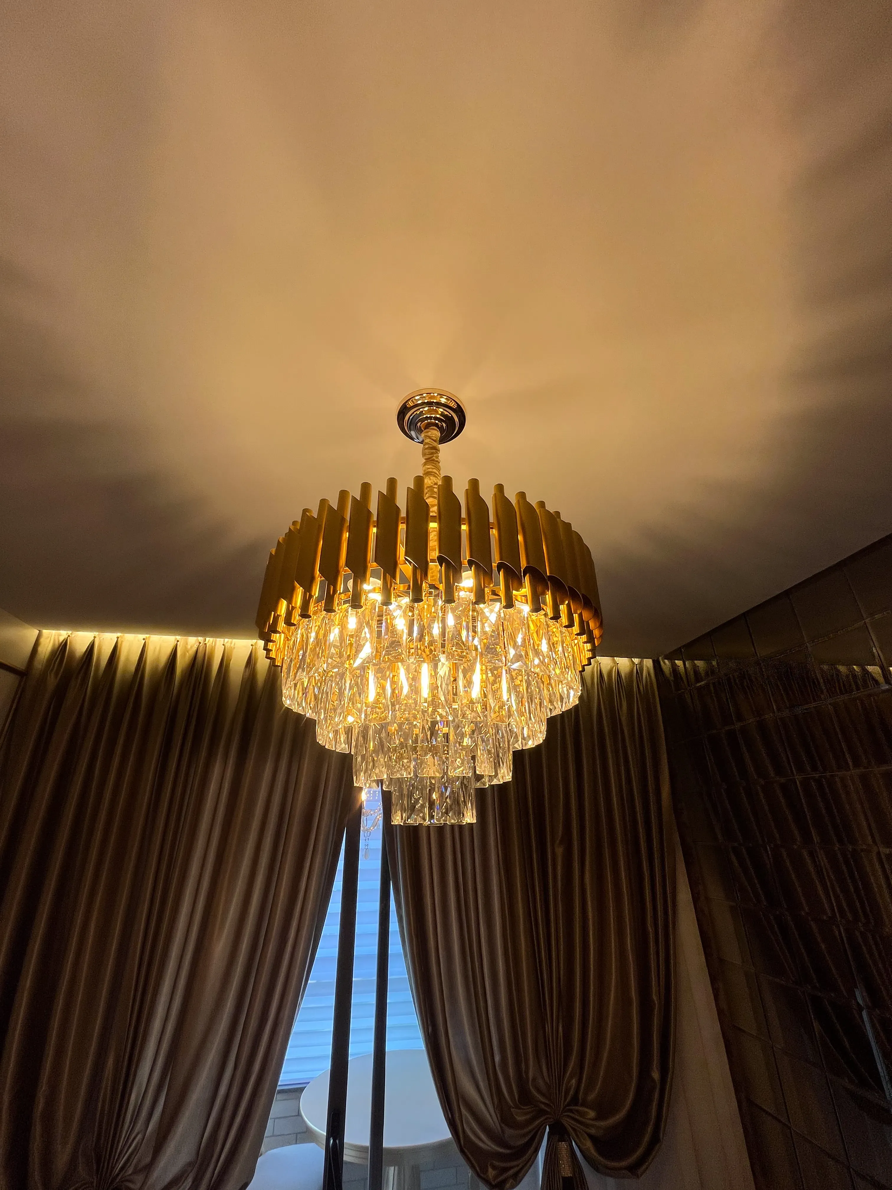 Cobertura com 1 Suíte + 2 Demi e 2 vagas na garagem em Itapema.