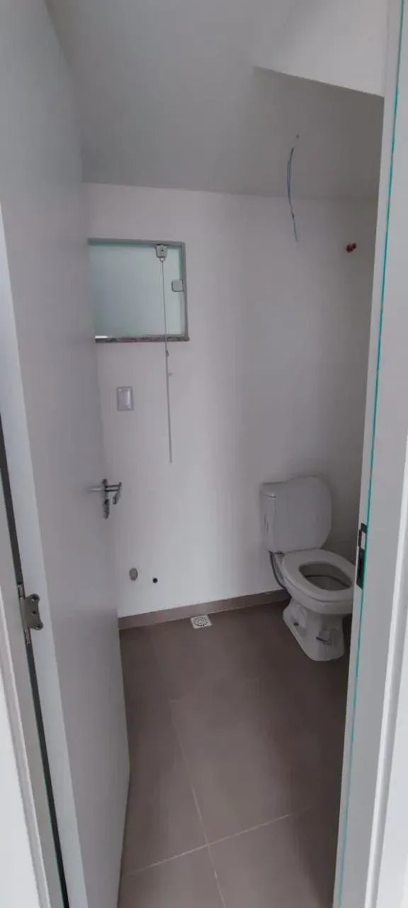 Casa com 2 Dormitórios sendo 1 suíte e 1 vaga na Garagem em Navegantes.