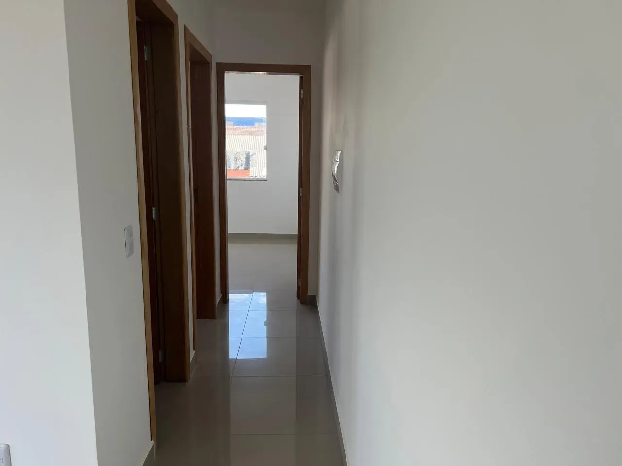 Casa com 2 Dormitórios sendo 1 suíte e 1 vaga na Garagem em Navegantes.