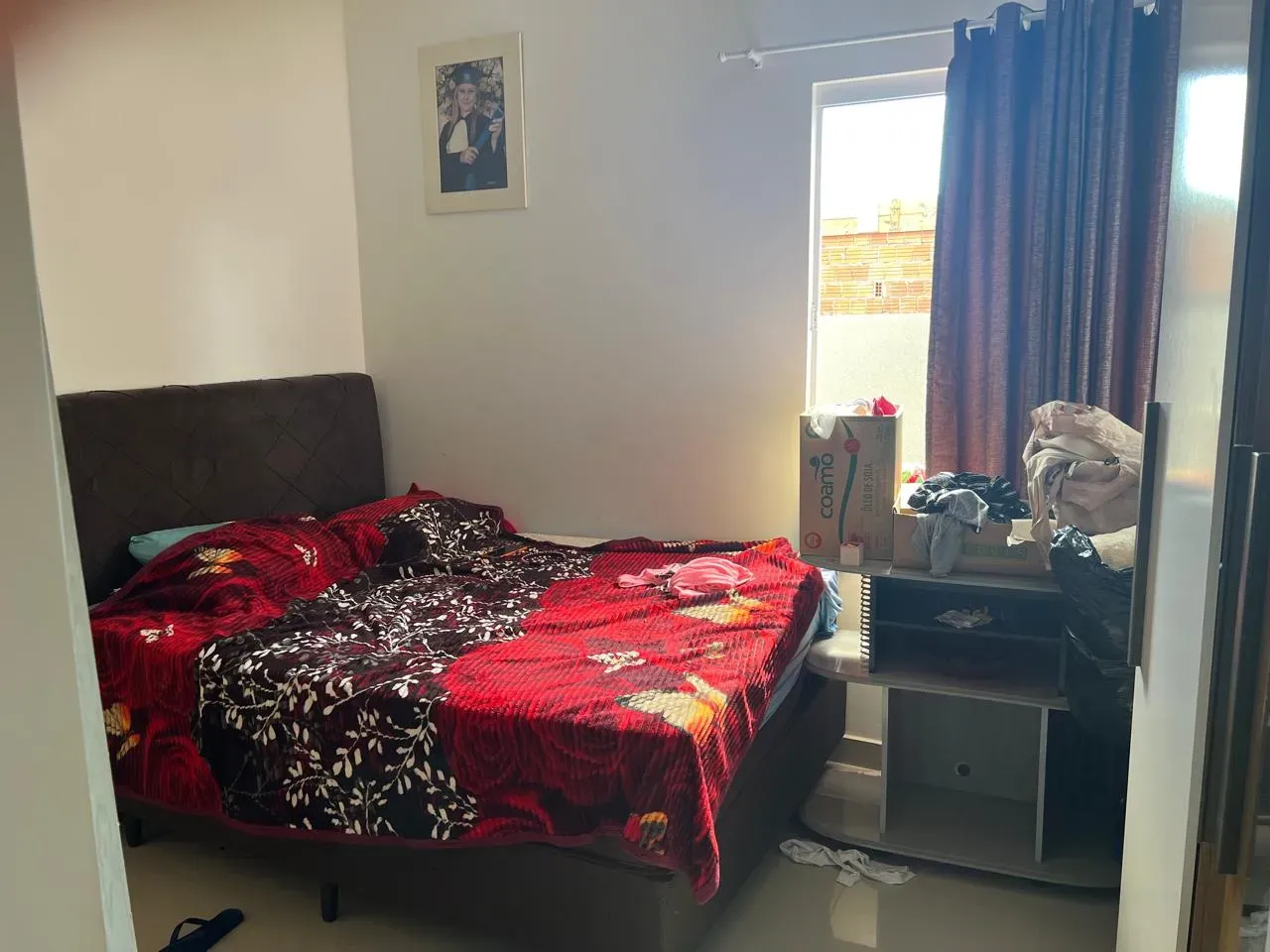 Apartamento com 1 dormitório sendo 1 suíte e 1 vaga de garagem em Balneário Piçarras/SC