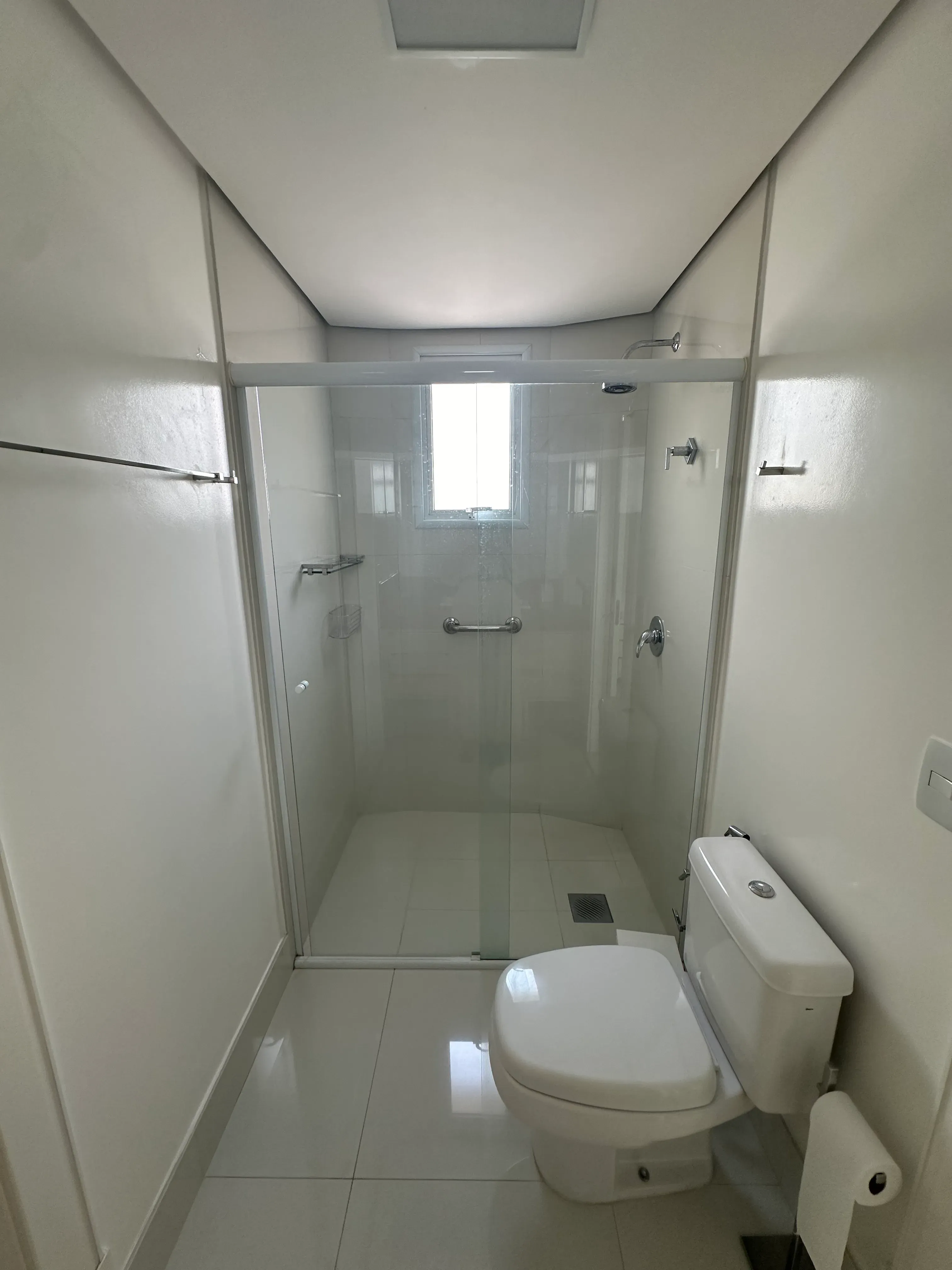 Apartamento alto padrão com 3 suítes e 4 vagas de garagem em - Balneário Camboriú/SC