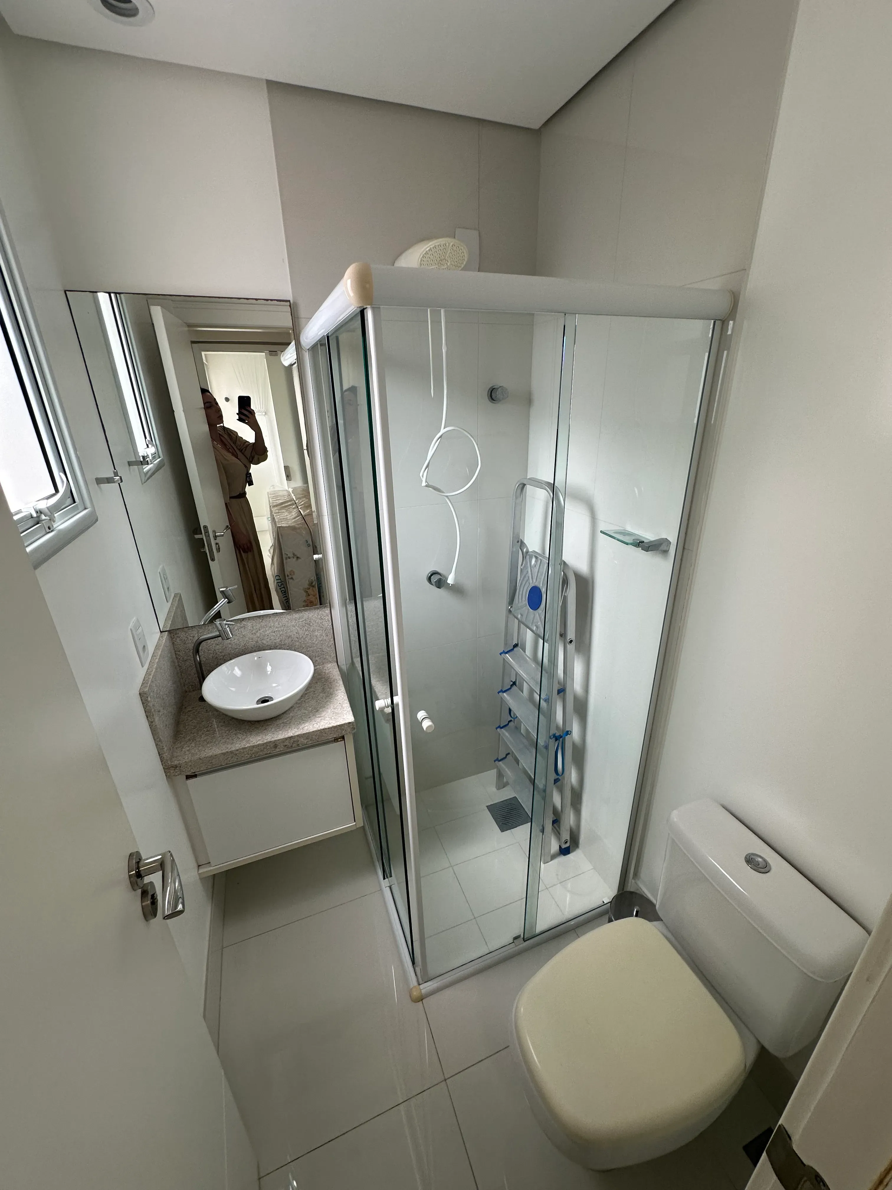 Apartamento alto padrão com 3 suítes e 4 vagas de garagem em - Balneário Camboriú/SC