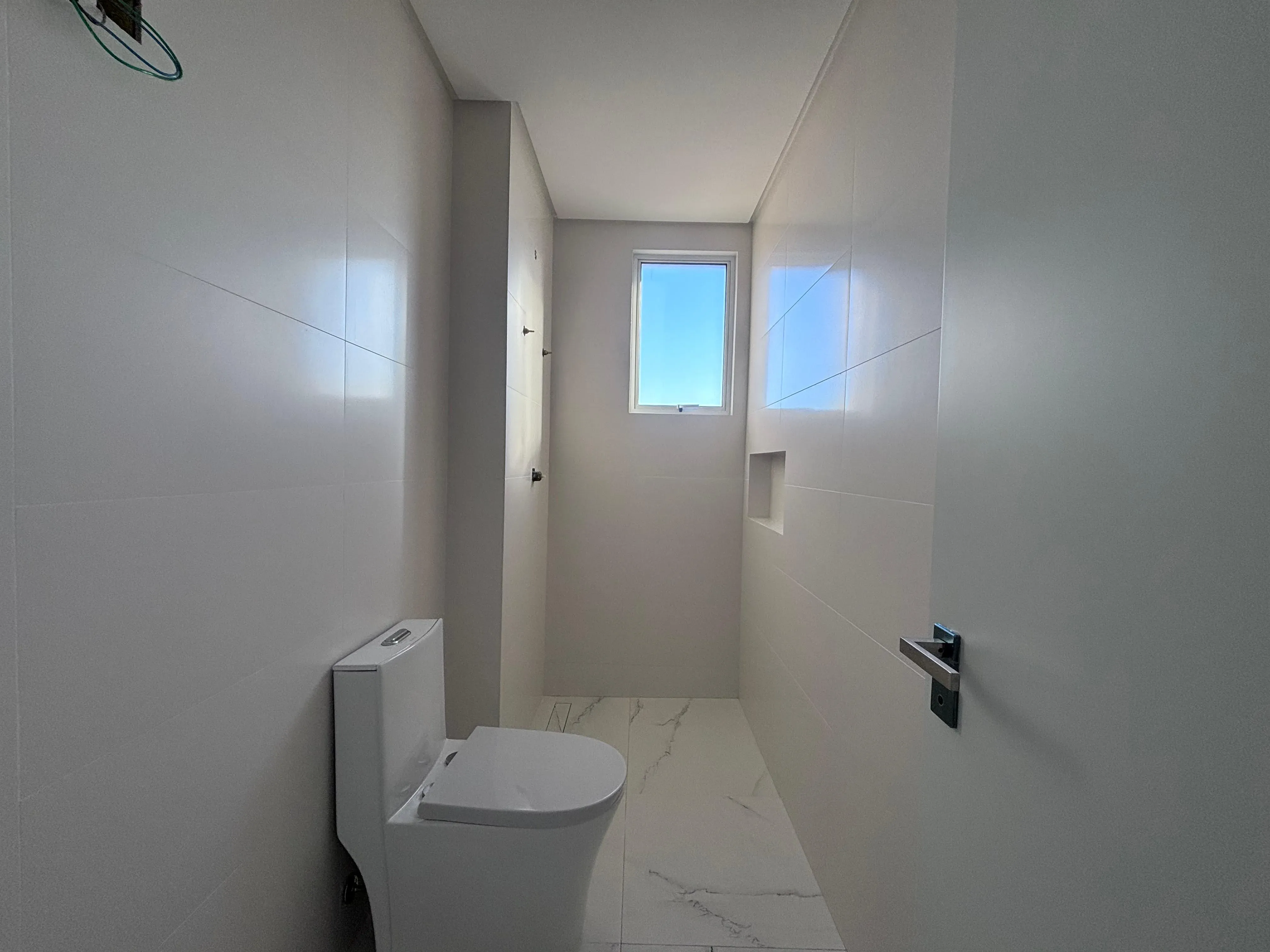 Apartamento com 3 suítes e 3 Vagas de Garagem no Centro Itajaí/SC