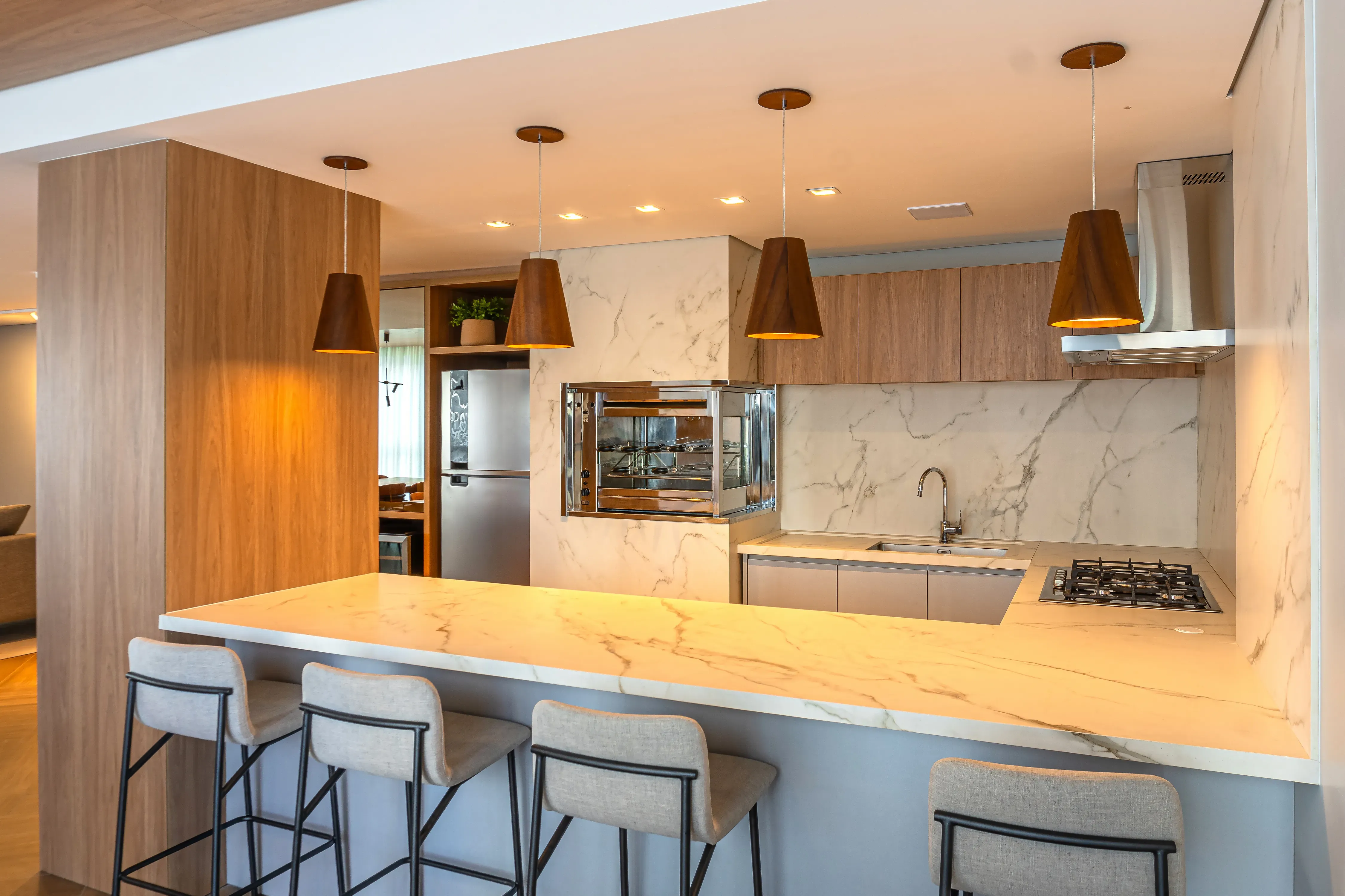 Apartamento com 3 suítes e 3 Vagas de Garagem no Centro Itajaí/SC