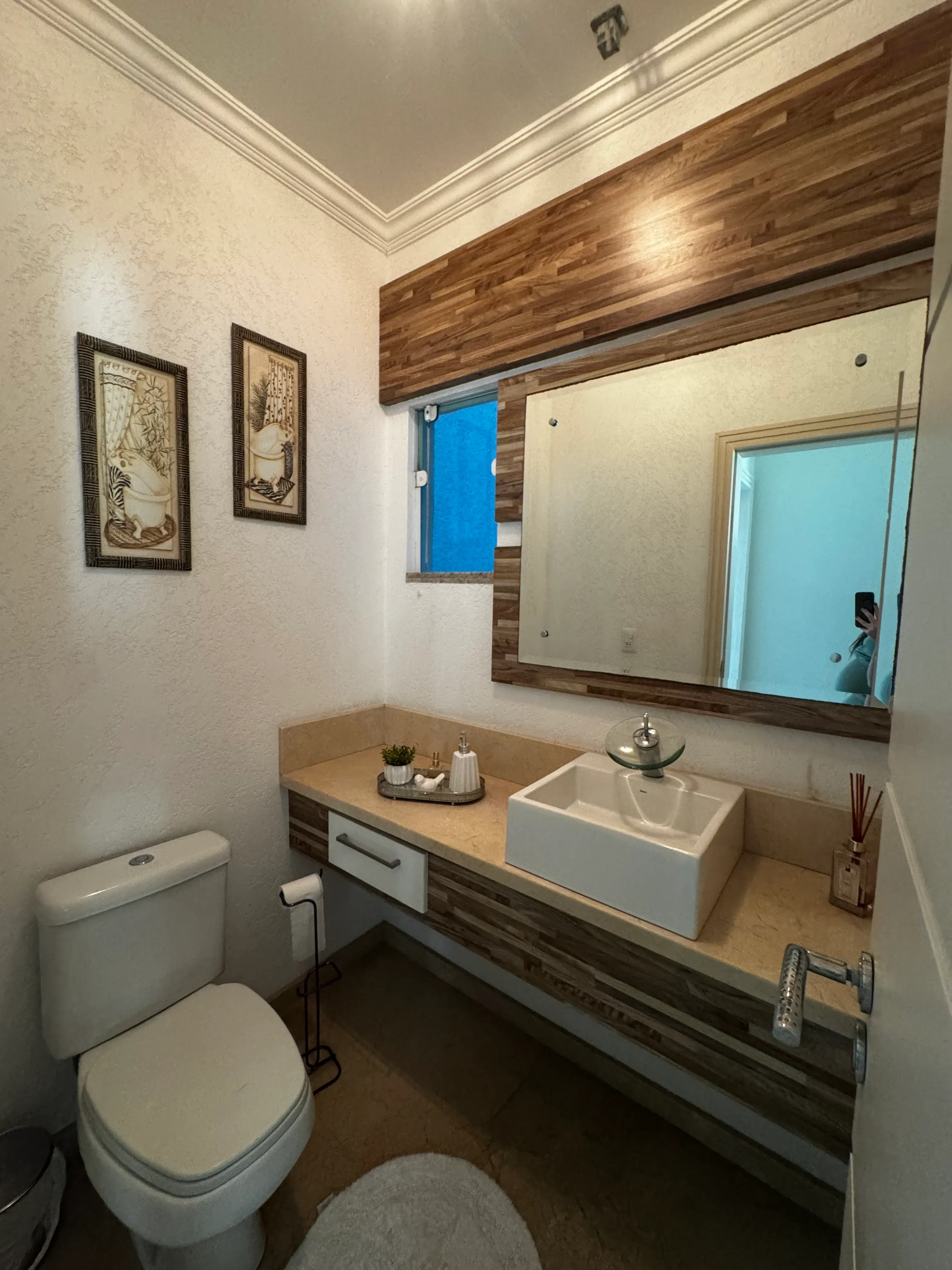 Casa alto padrão com edícula nos fundos 4 dormitórios sendo 2 suítes 4 vagas no Fiuza Lima em Itajaí