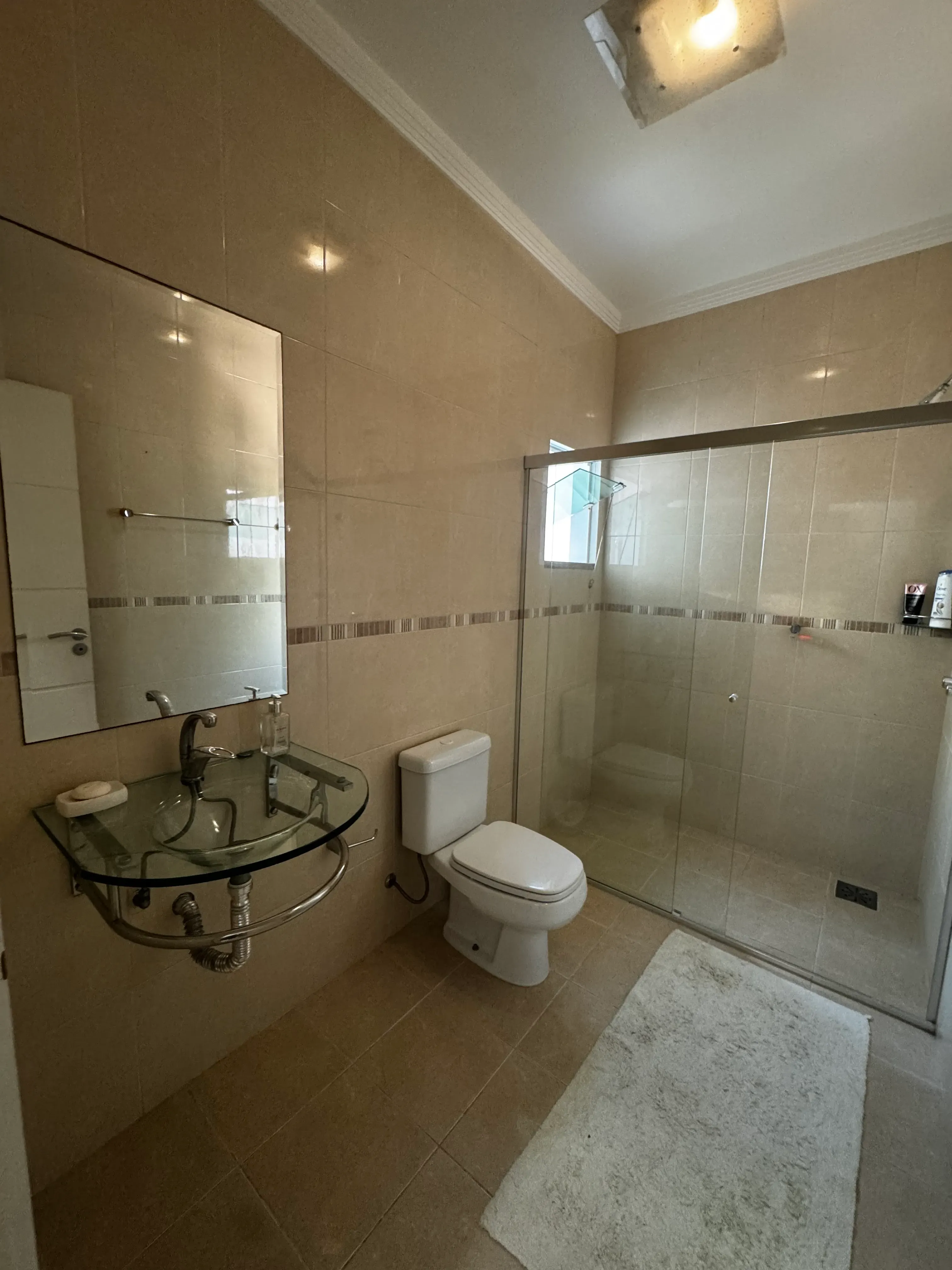 Casa alto padrão com edícula nos fundos 4 dormitórios sendo 2 suítes 4 vagas no Fiuza Lima em Itajaí