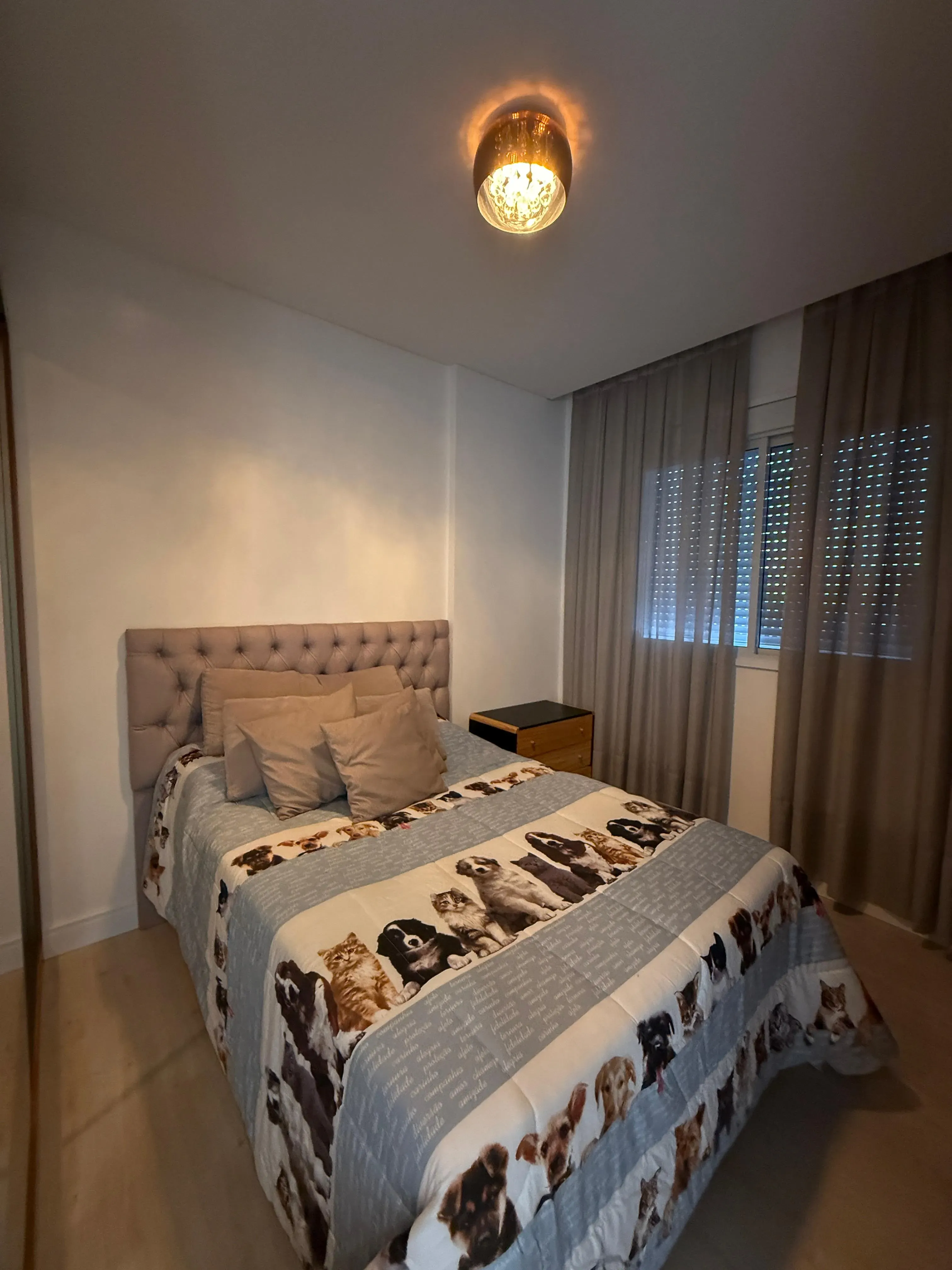 Apartamento com 3 dormitórios sendo 1 suíte e 2 vagas de garagem em Porto Belo/SC