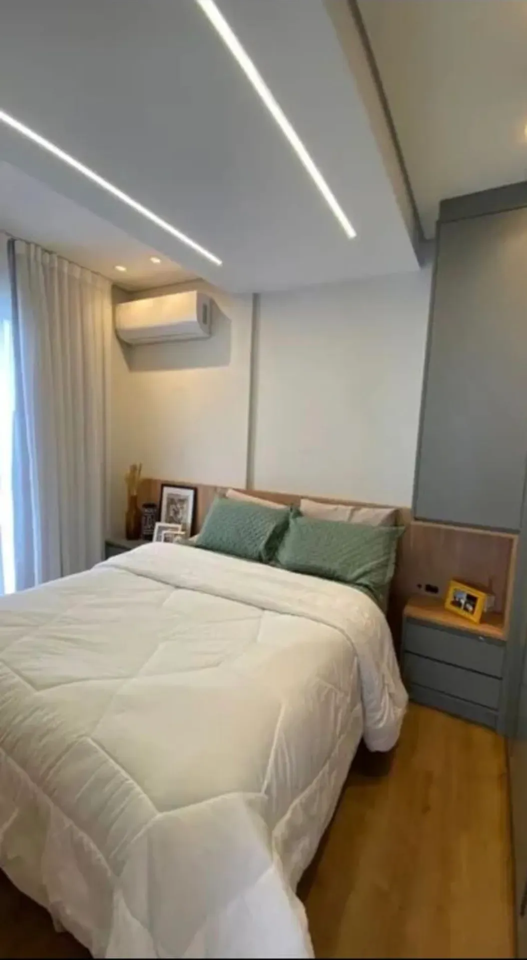 Apartamento com 2 dormitórios reformado e mobiliado com linda vista em Balneário Camboriú