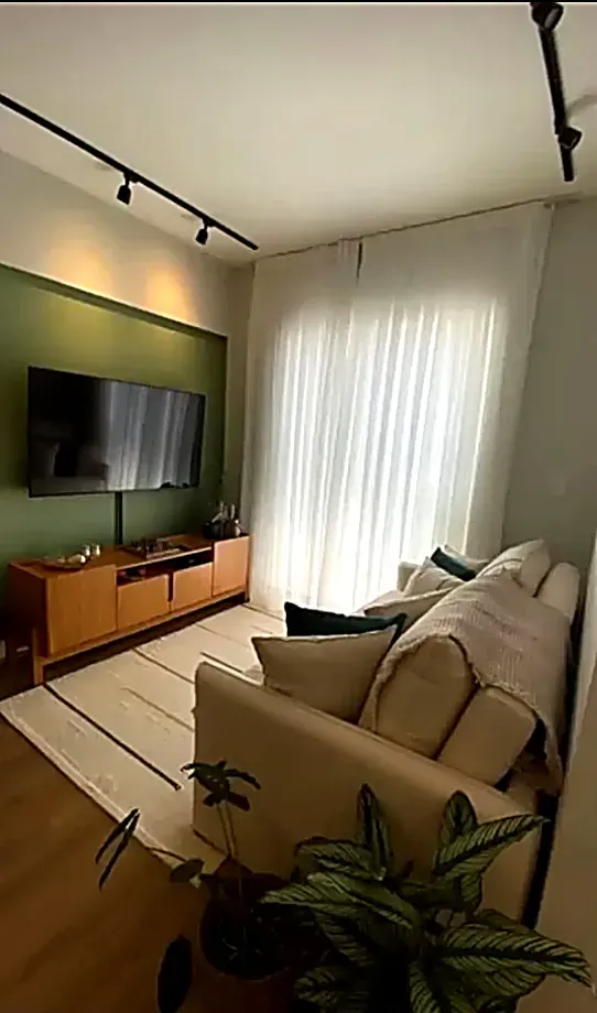 Apartamento com 2 dormitórios reformado e mobiliado com linda vista em Balneário Camboriú