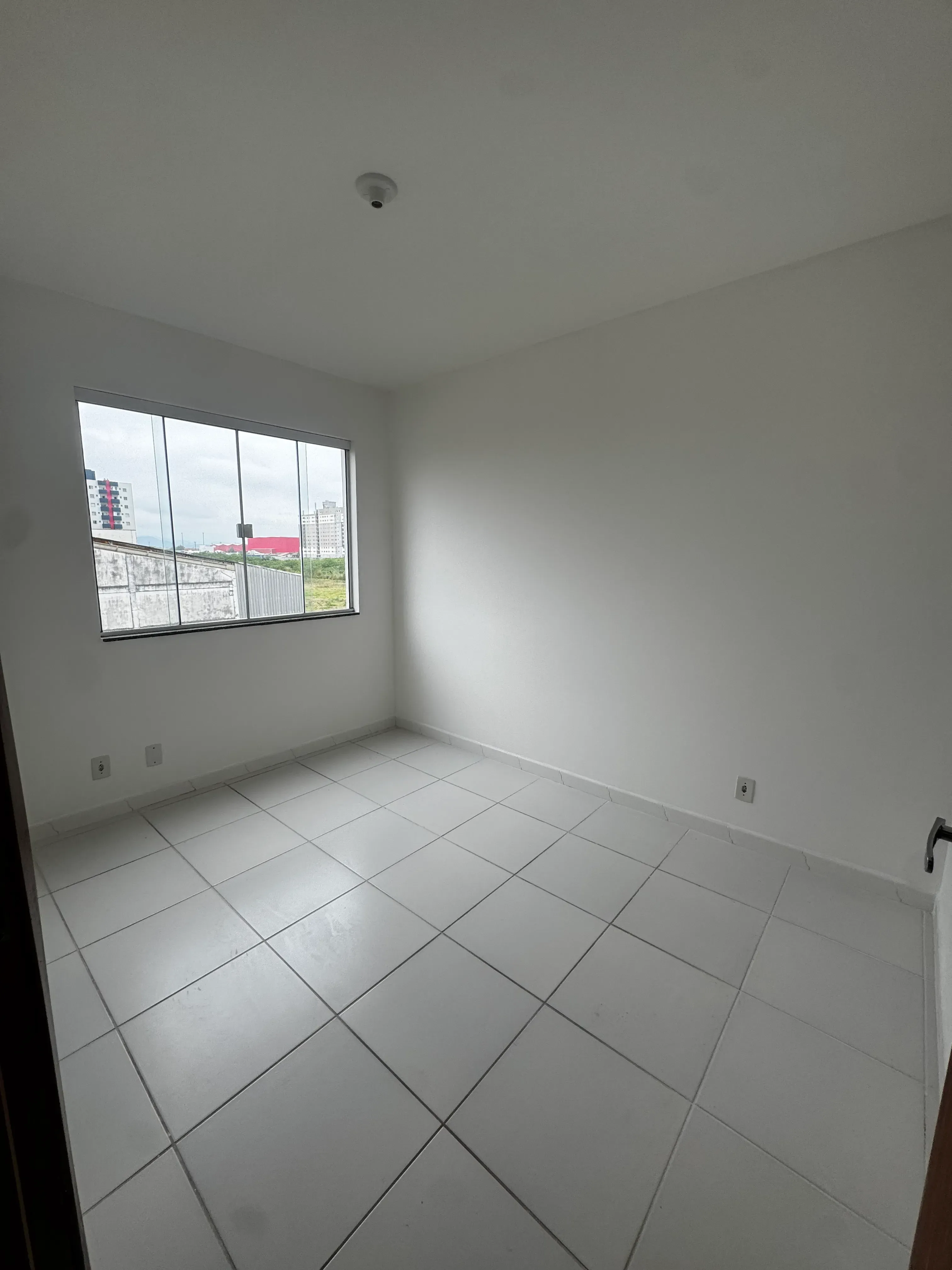 Apartamento com 2 dormitórios e 1 vaga de garagem no Cordeiros parte alta - Itajaí/SC