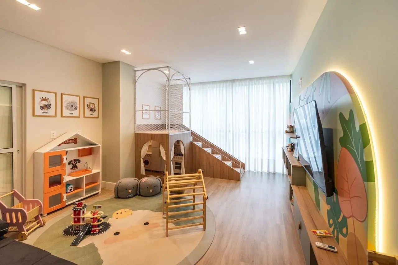 Apartamento com bela vista, 2 dormitórios sendo 1 suíte e 2 vagas de garagem em Itajaí/SC