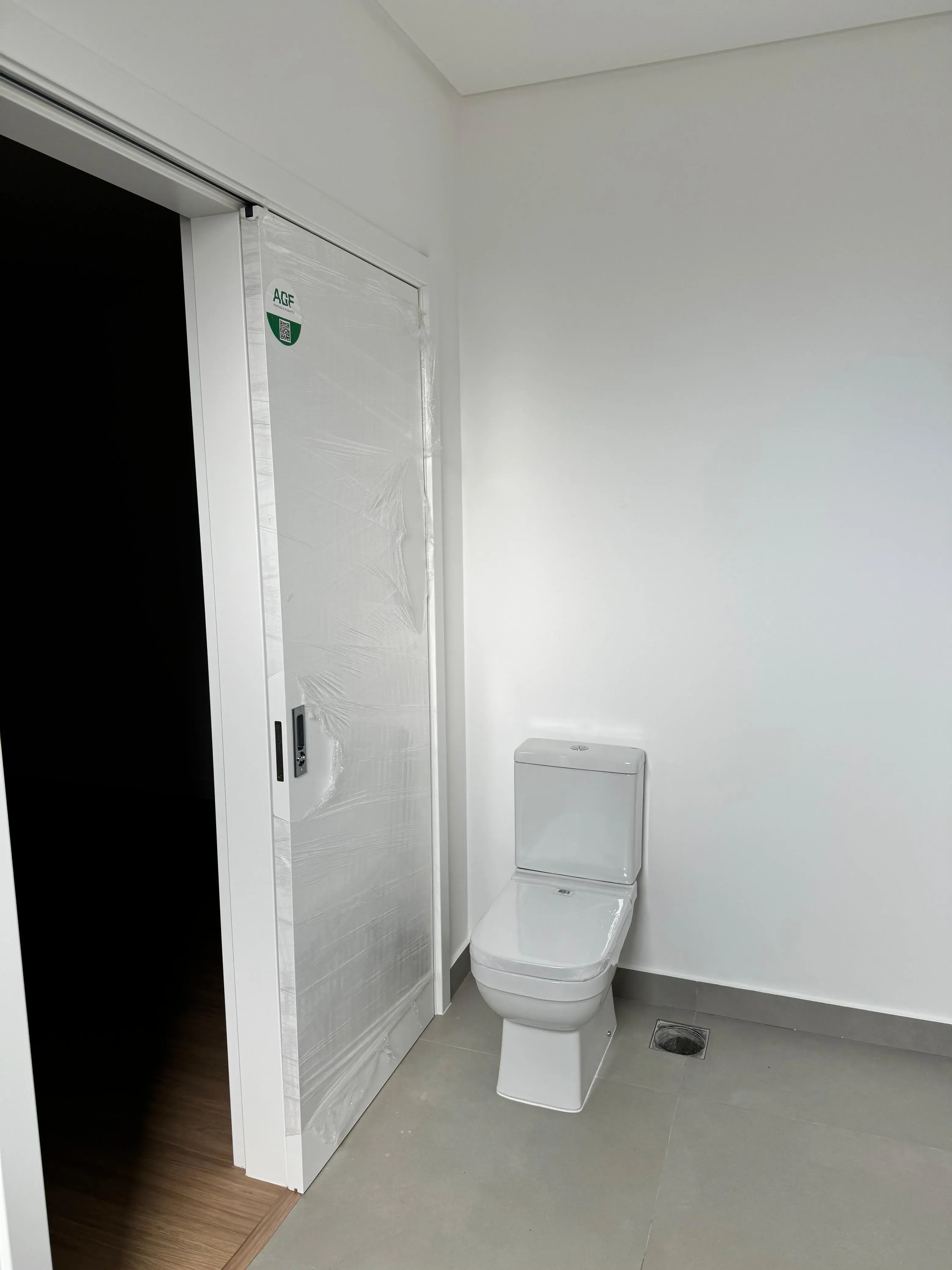 Apartamento com 4 suítes e 3 vagas de garagem em na Alameda Rio Branco Blumenau