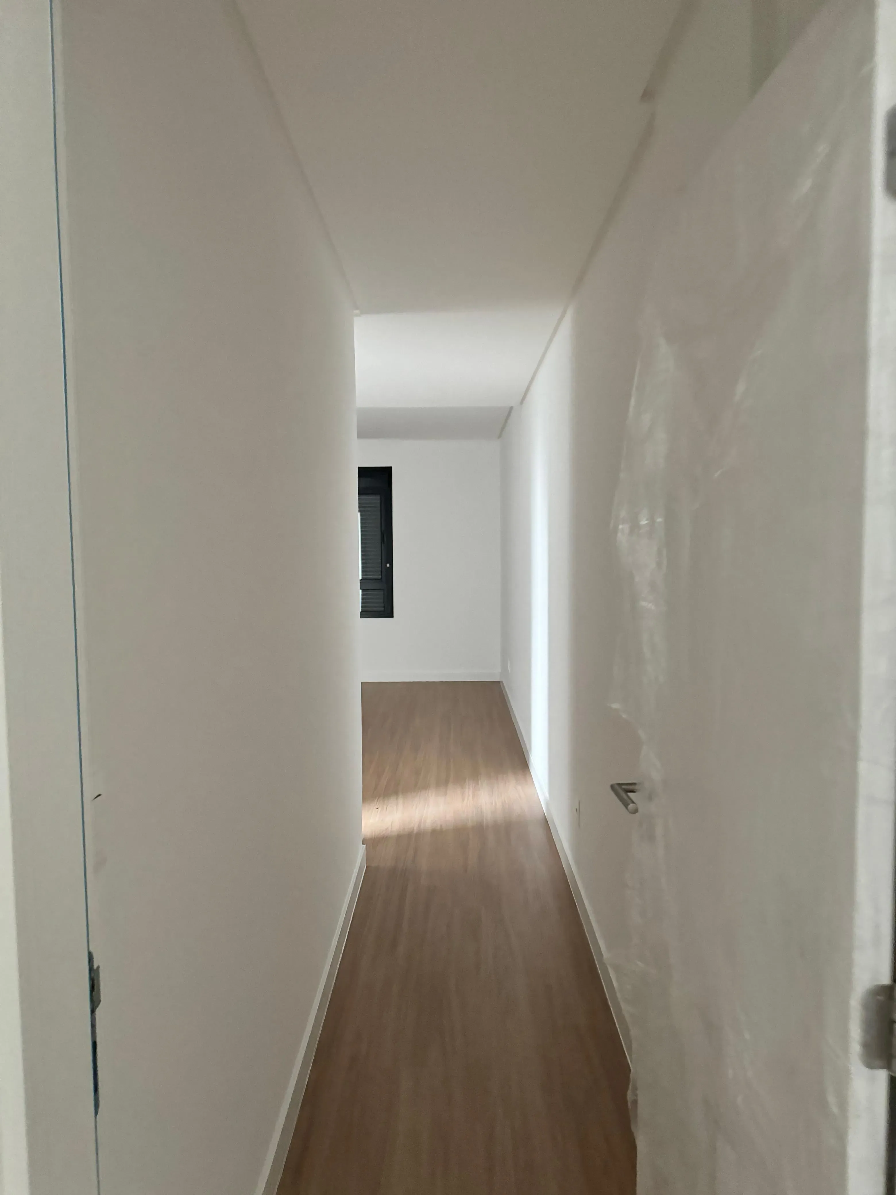 Apartamento com 4 suítes e 3 vagas de garagem em na Alameda Rio Branco Blumenau