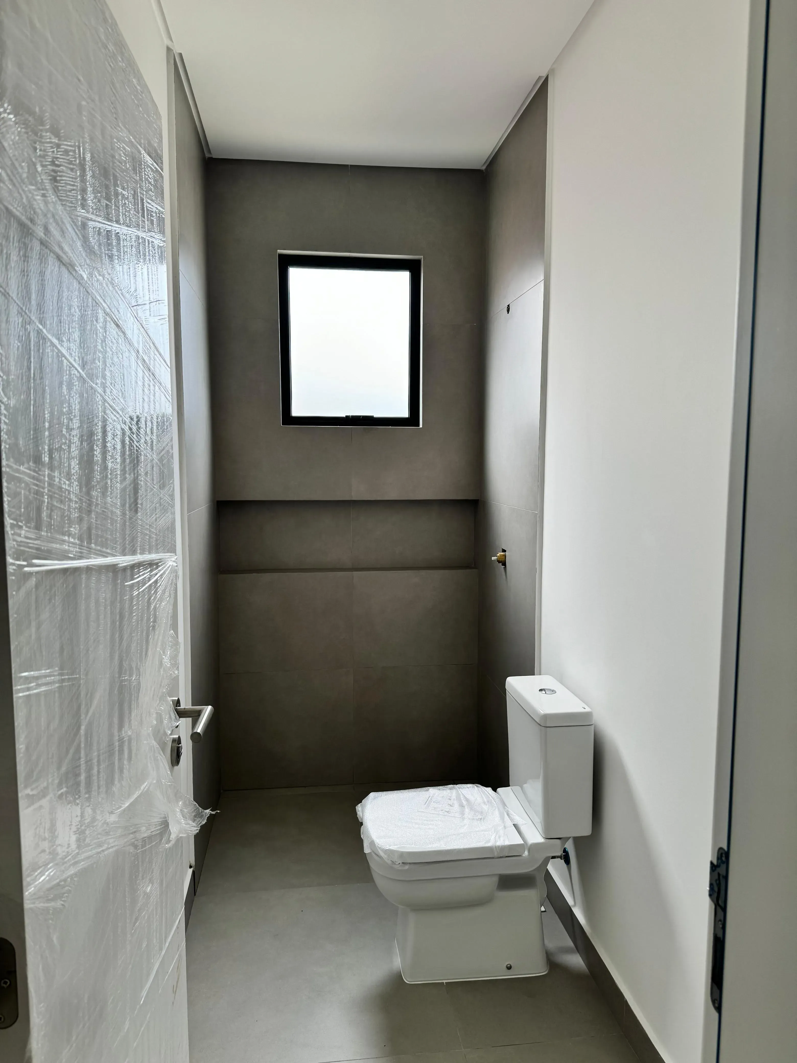 Apartamento com 4 suítes e 3 vagas de garagem em na Alameda Rio Branco Blumenau