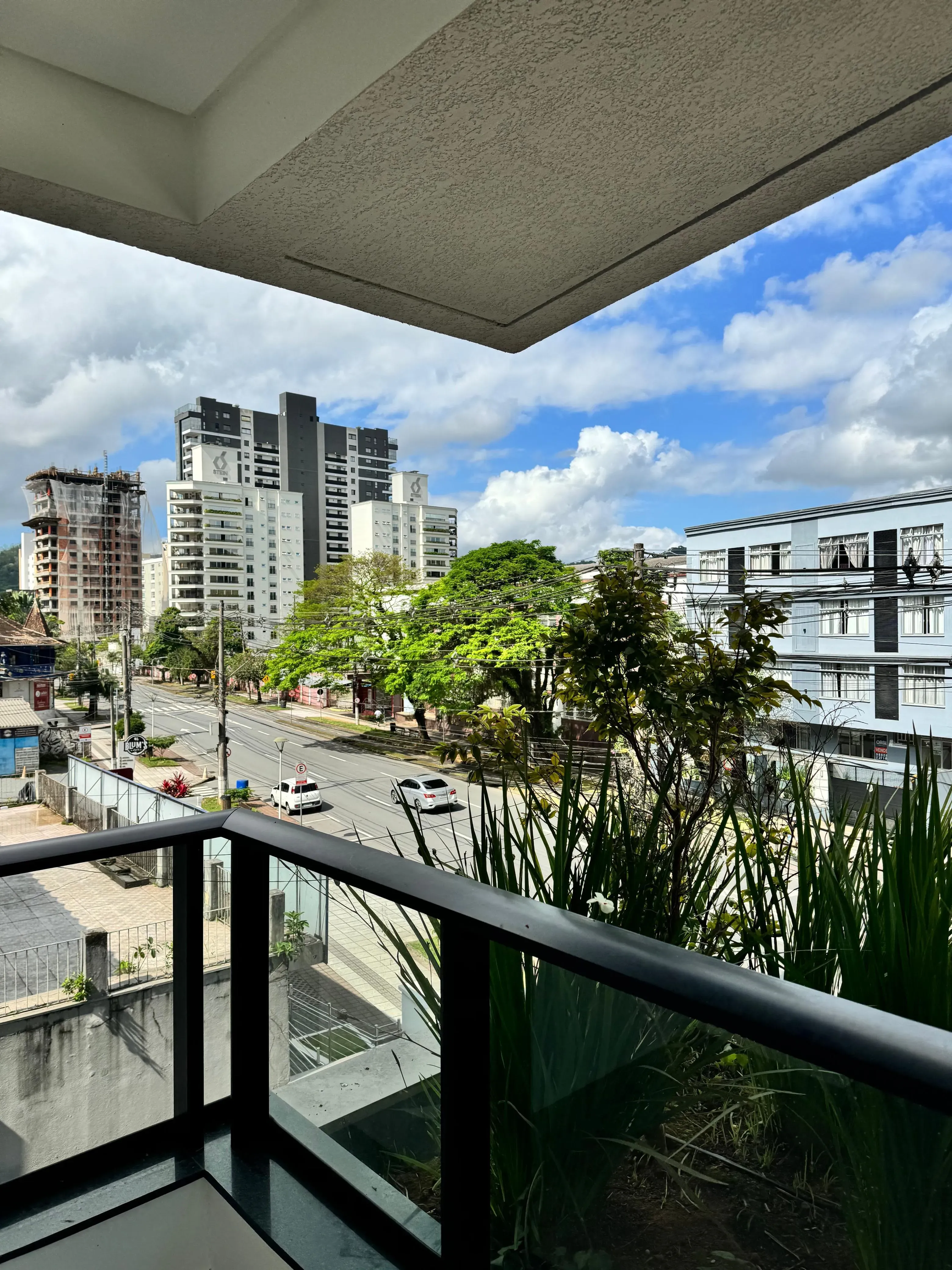 Apartamento com 4 suítes e 3 vagas de garagem em na Alameda Rio Branco Blumenau