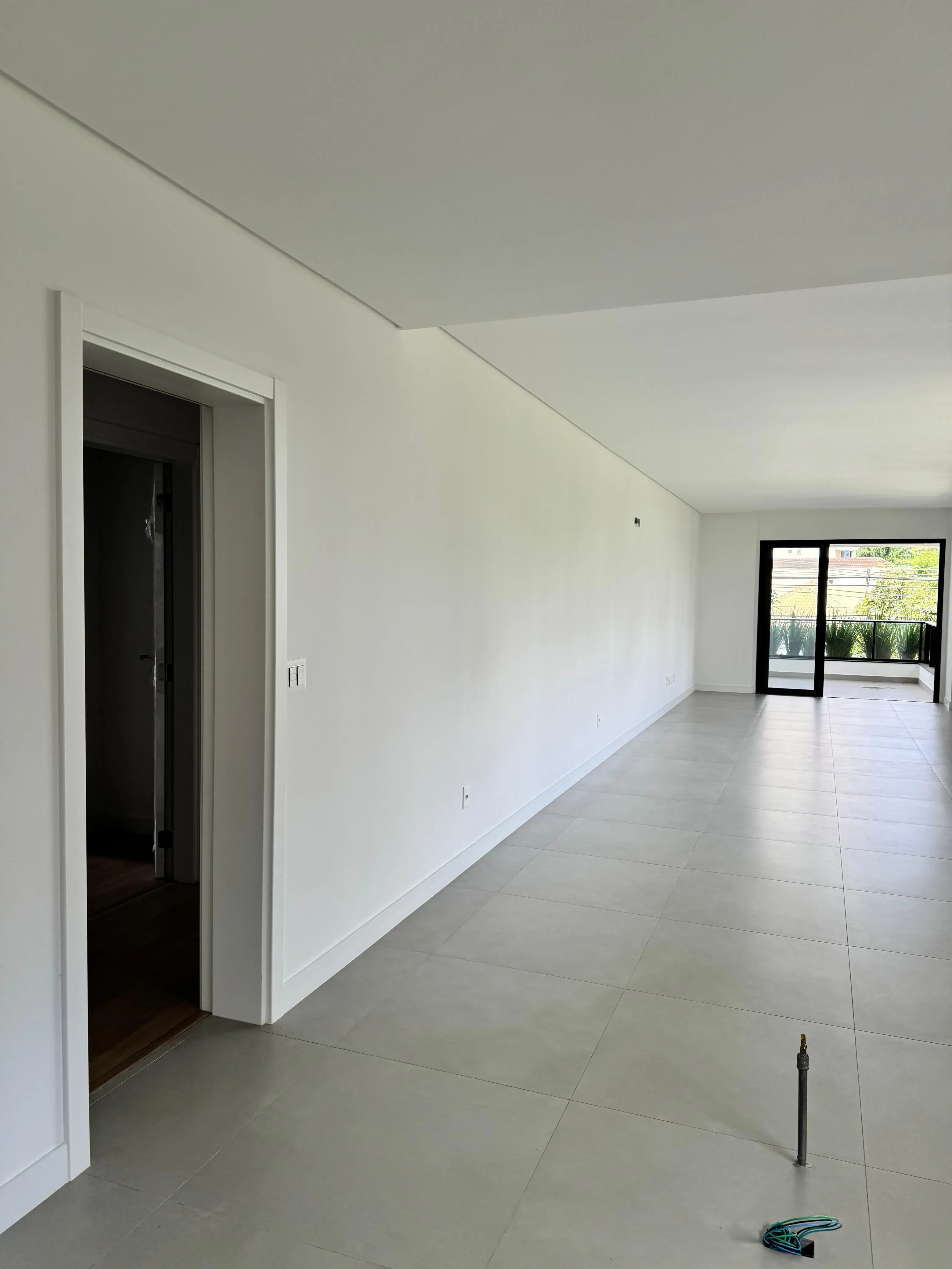 Apartamento com 4 suítes e 3 vagas de garagem em na Alameda Rio Branco Blumenau