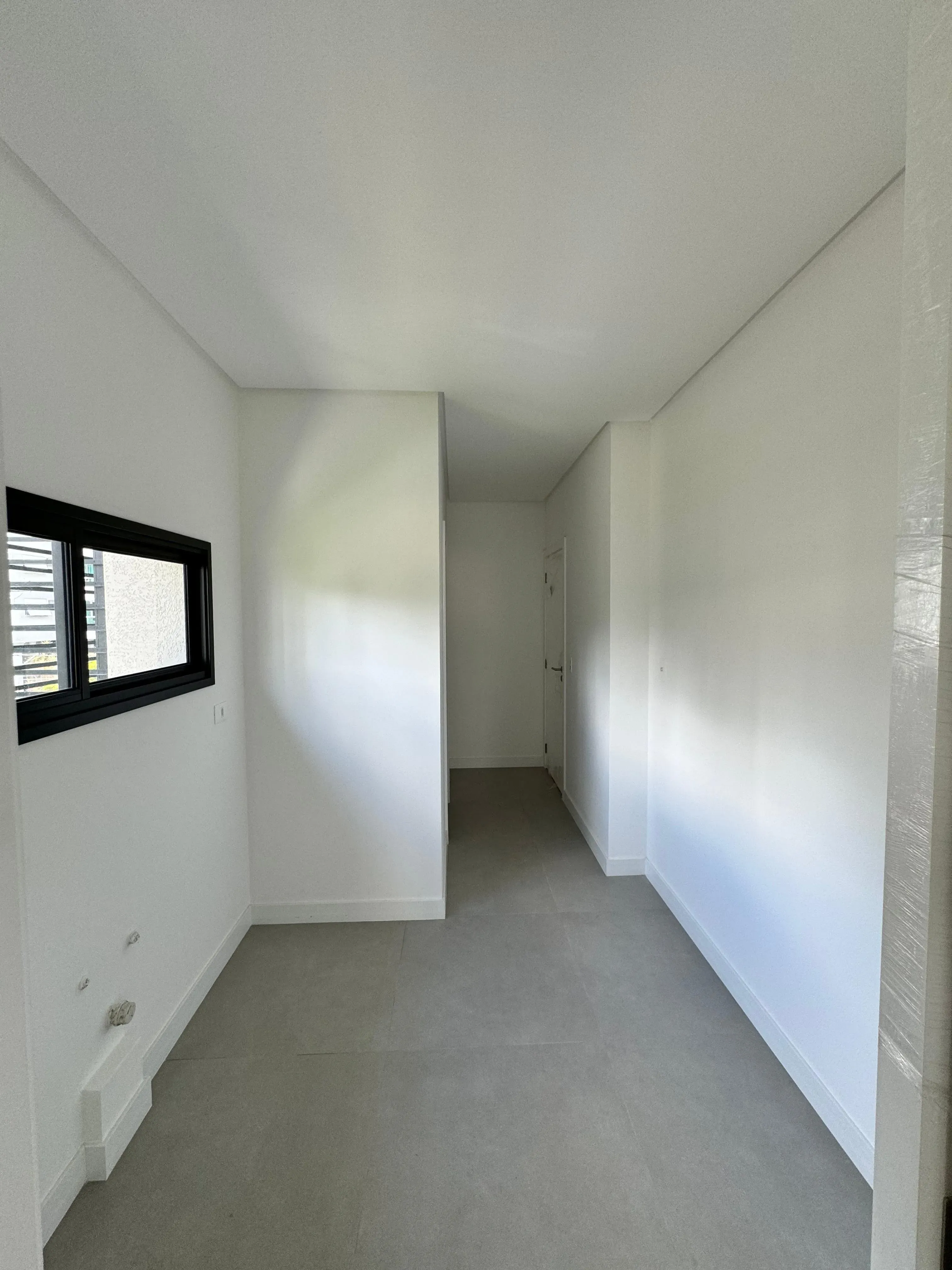 Apartamento com 4 suítes e 3 vagas de garagem em na Alameda Rio Branco Blumenau