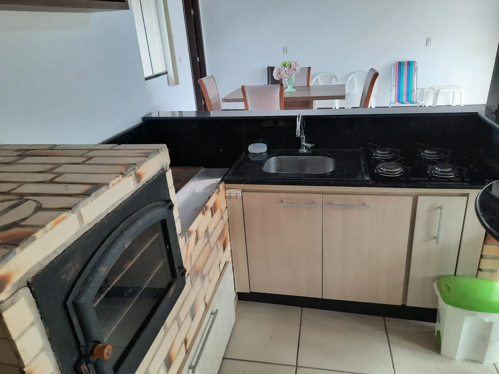 Casa com 2 dormitórios sendo 1 suíte e 3 vagas de garagem em Penha/SC